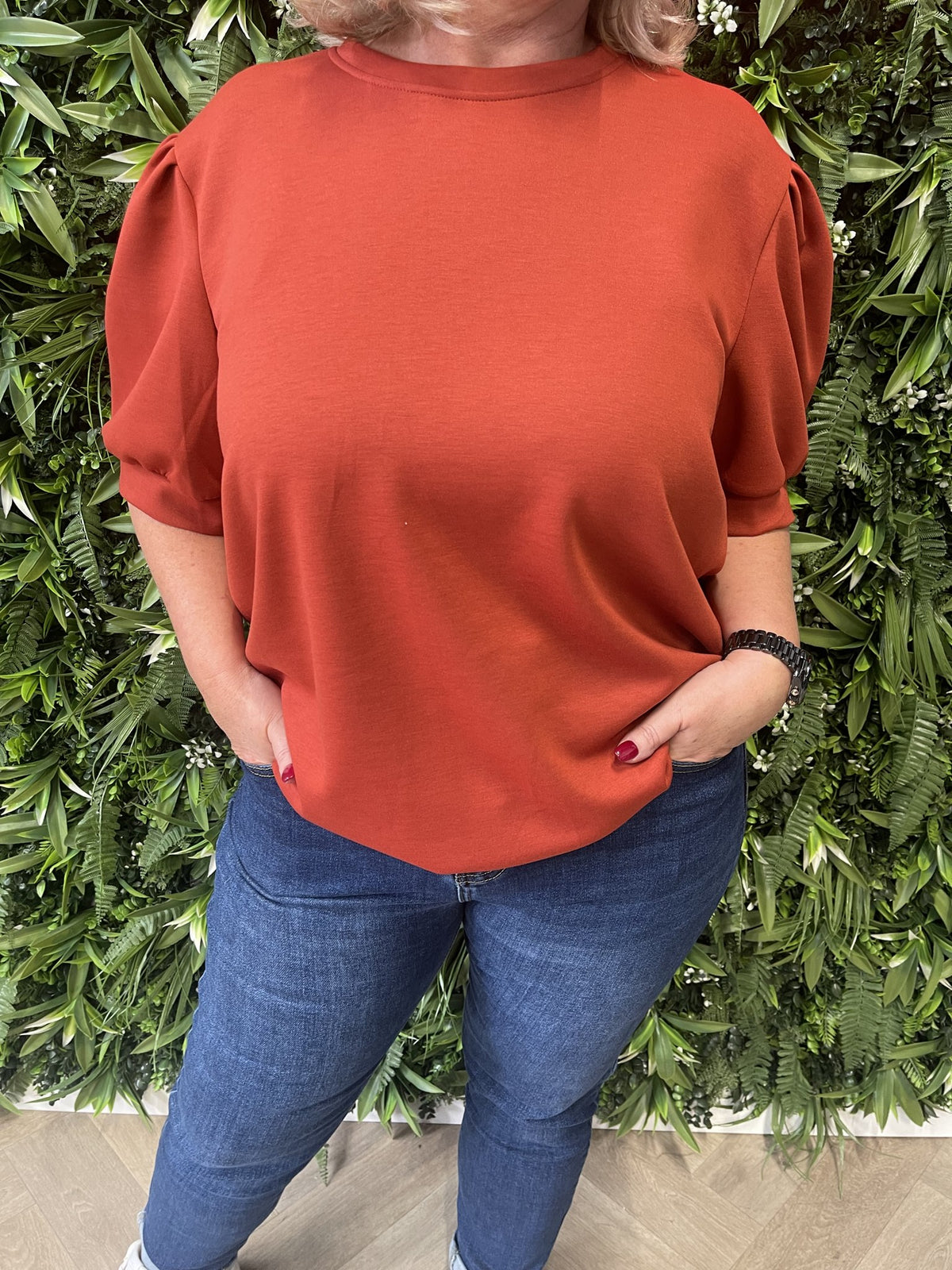 Sweater korte pofmouwen donkeroranje