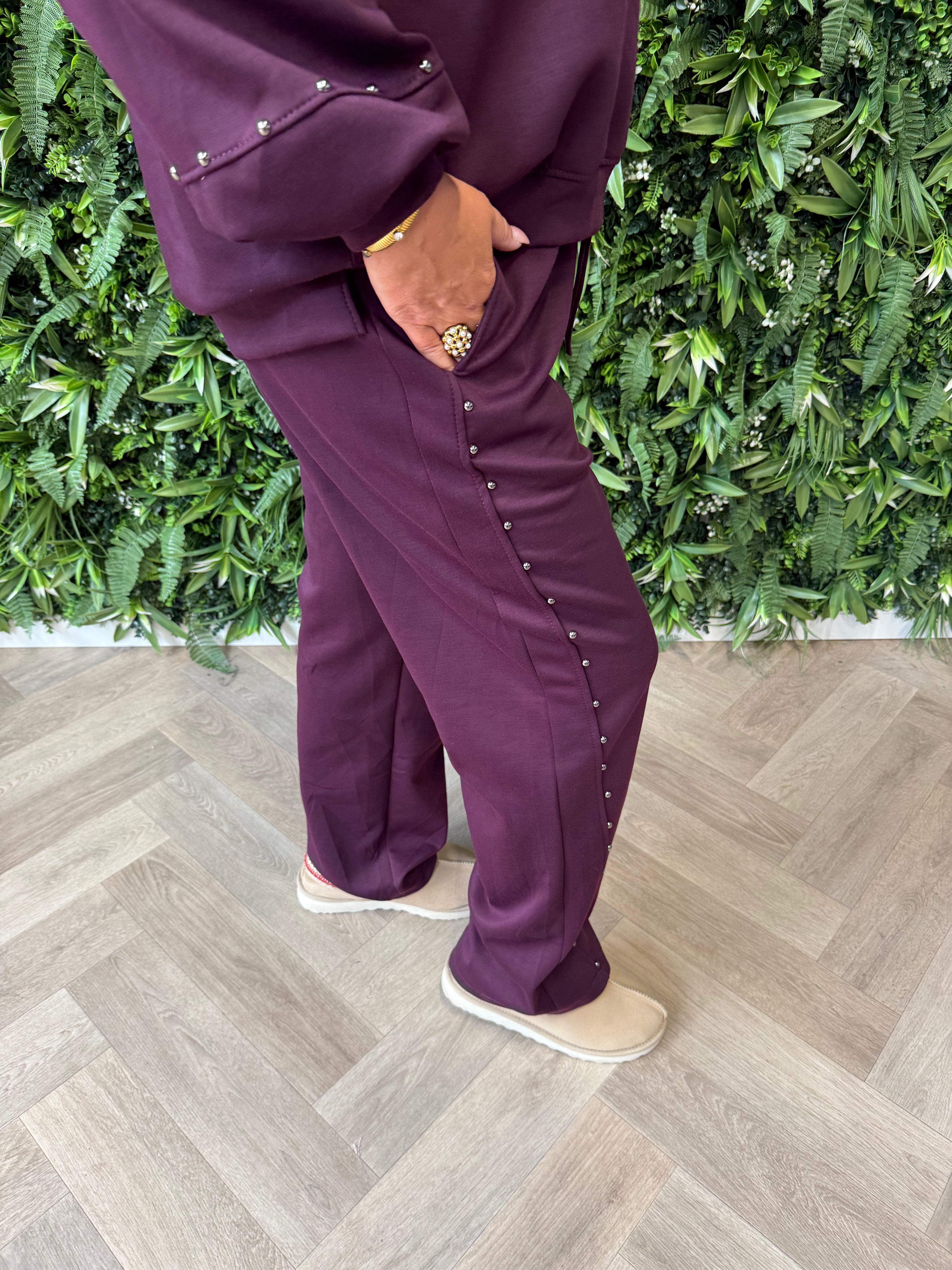 Tweedelig pak sweater pofmouwen studs aubergine