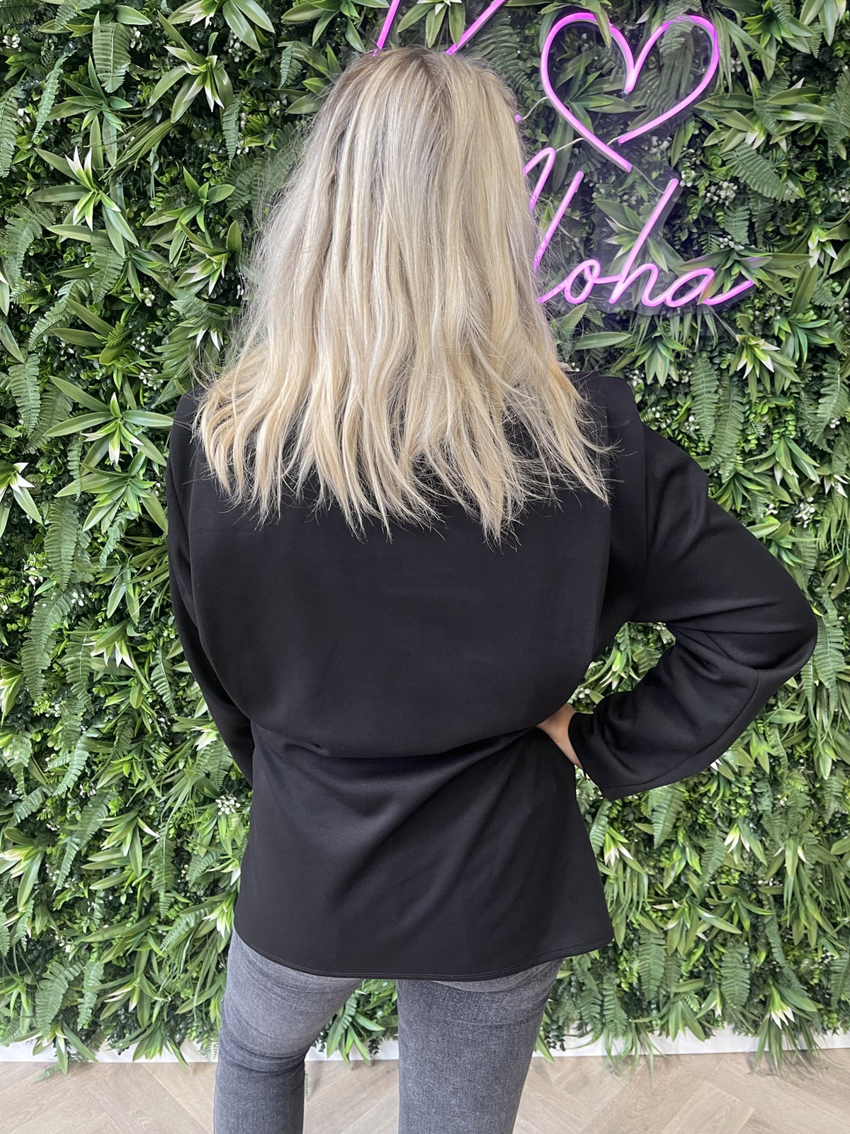 Sweater getailleerd detail uni zwart