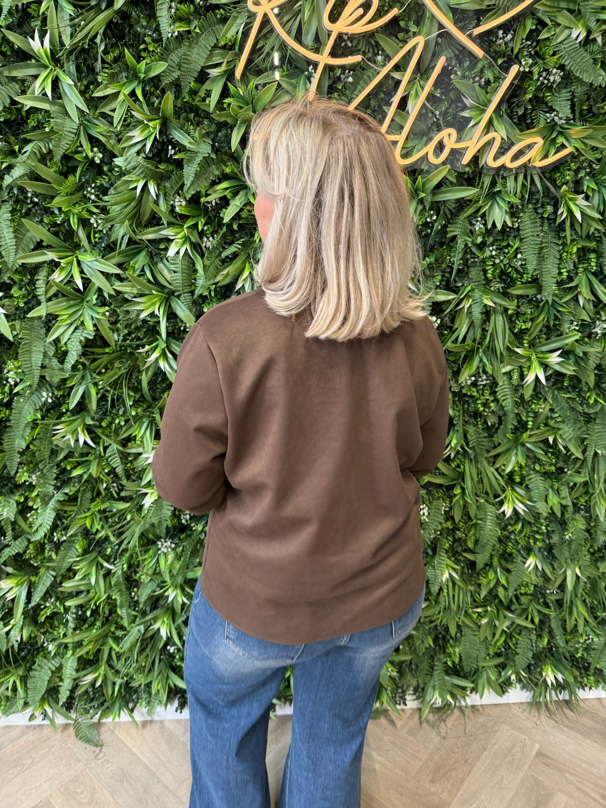 Blazer ronde hals met sierknopen bruin