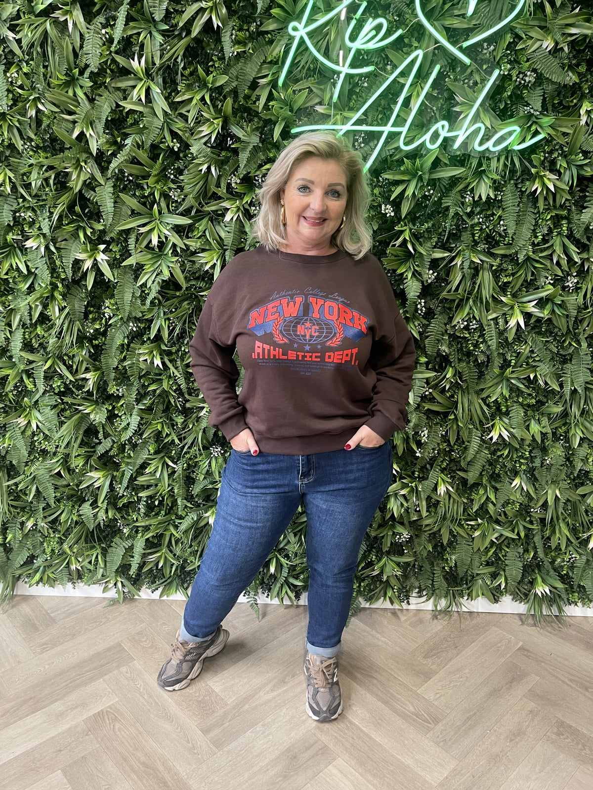 Sweater New York donkerbruin
