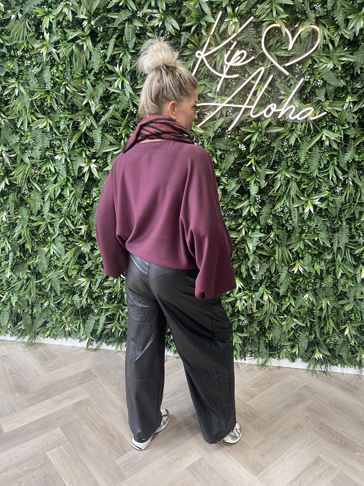 Vleermuis sweater aubergine