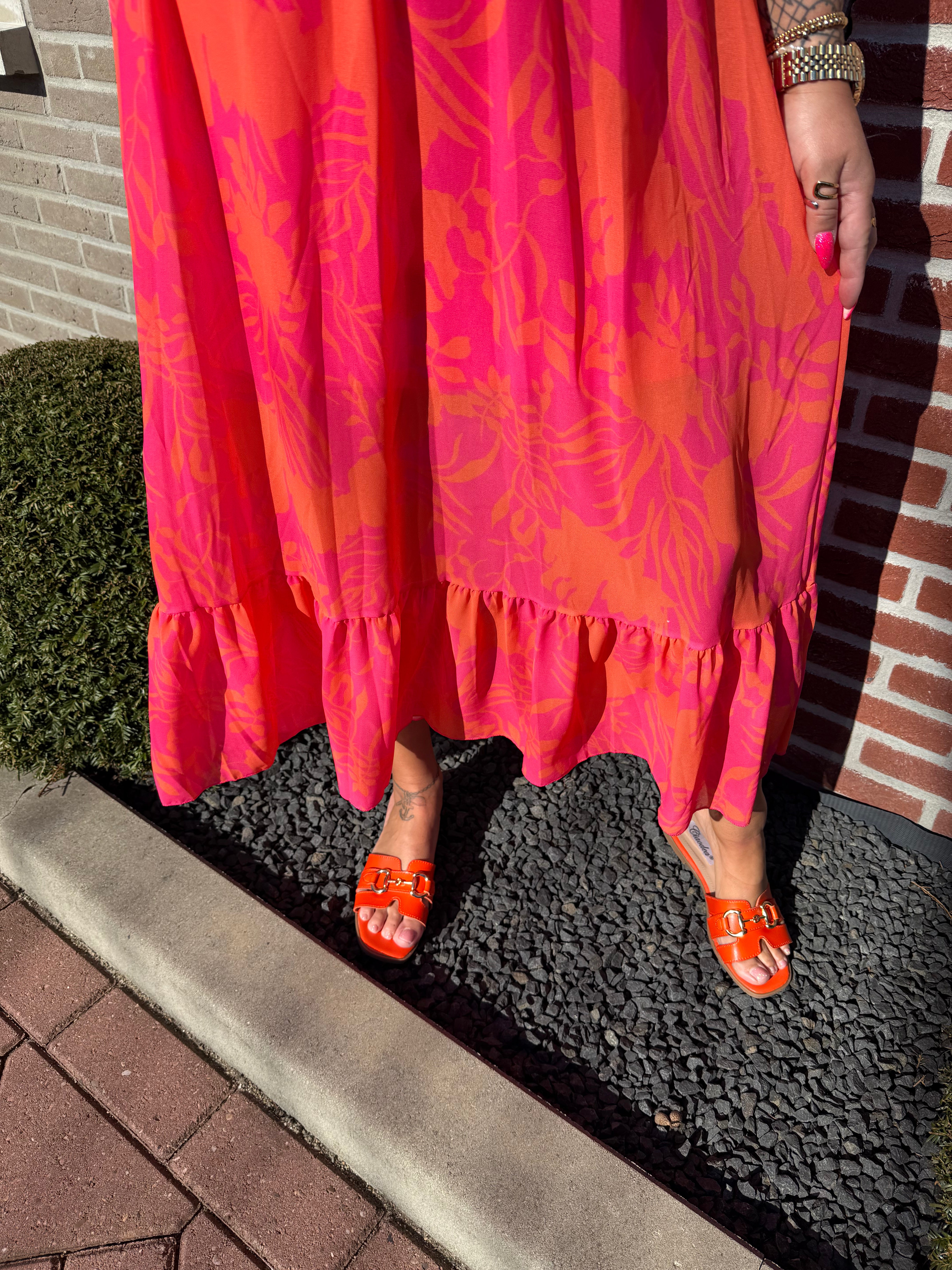 Maxi jurk roezels bloemen oranje/roze