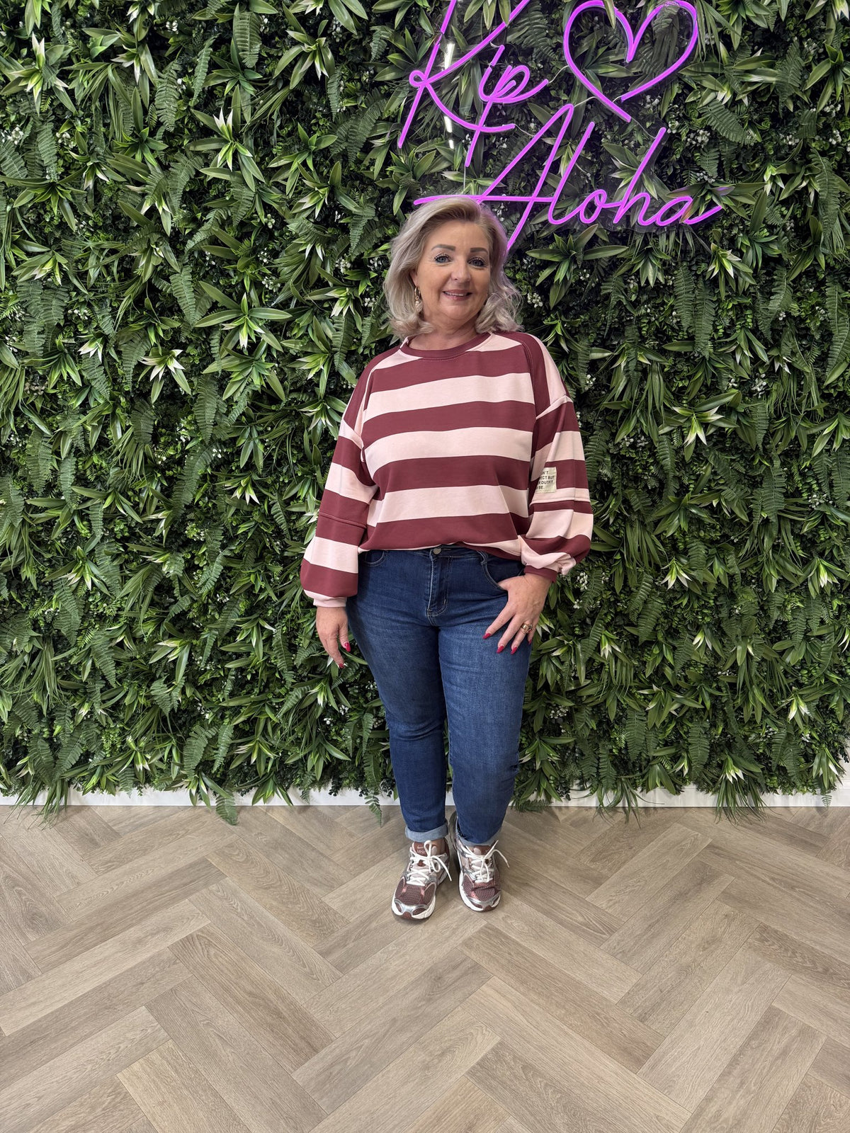 Sweater brede streep met applicatie bordeaux/lichtroze