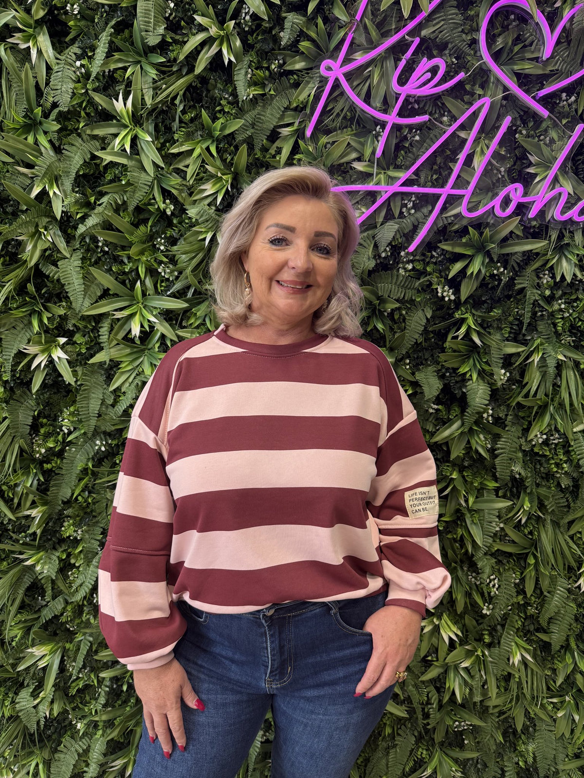 Sweater brede streep met applicatie bordeaux/lichtroze