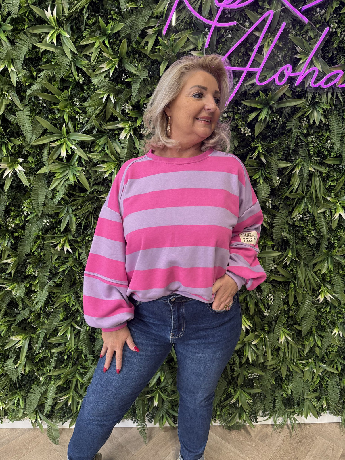 Sweater brede streep met applicatie lila/roze