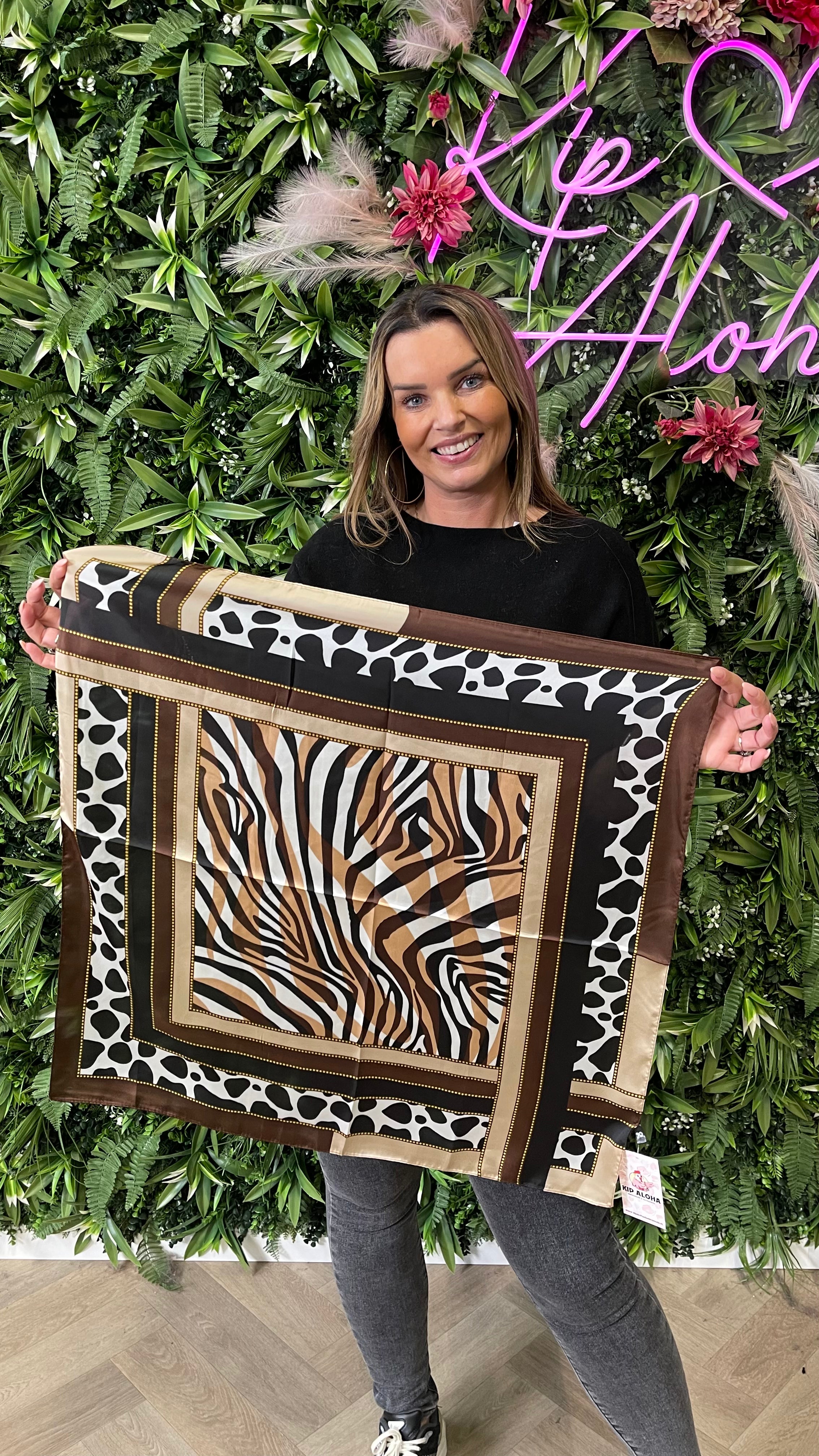 Kort sjaaltje koe/zebra print bruin