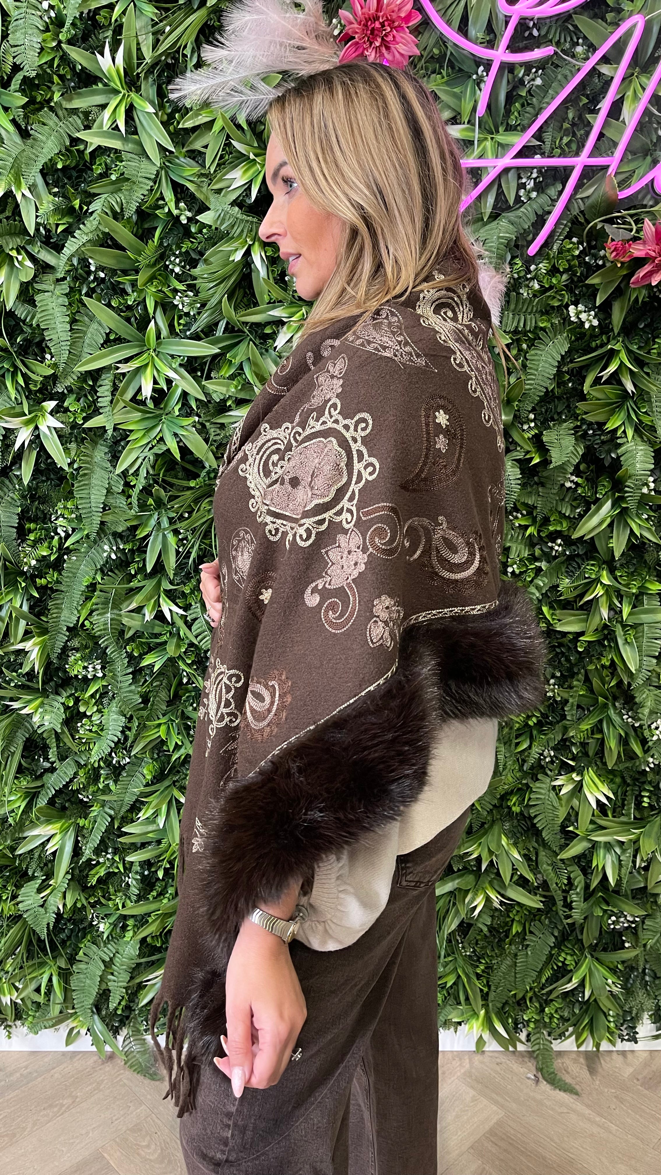 Omslagdoek paisley donkerbruin