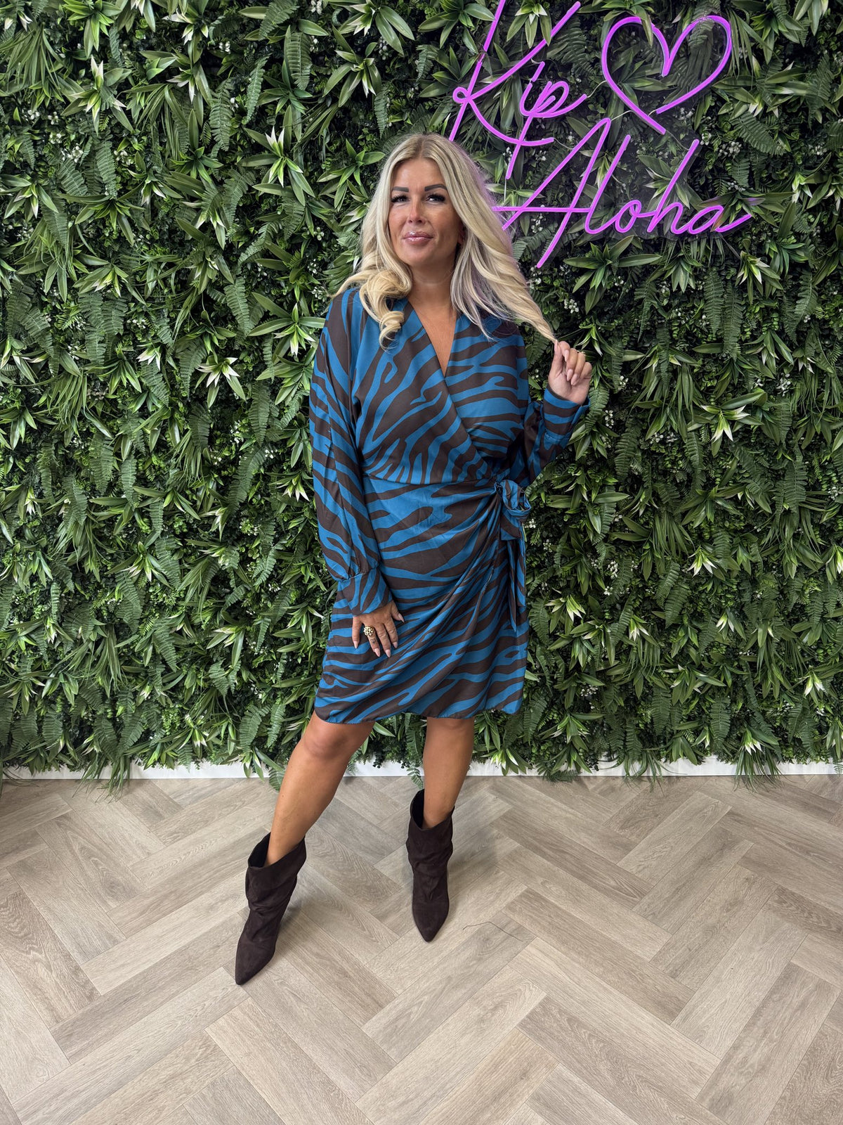 Overslag jurk met print zebra petrol