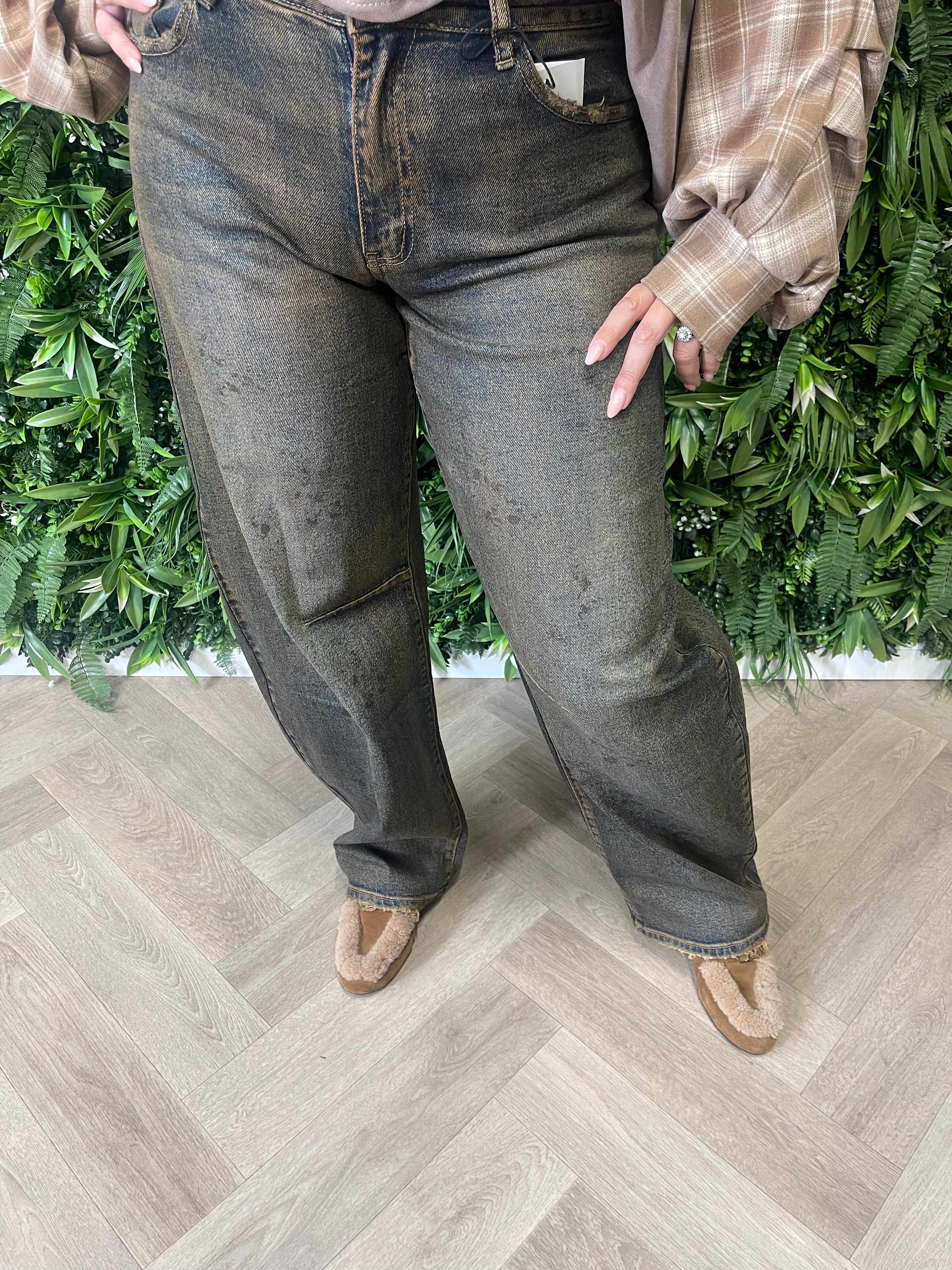 Queen of Hearts Barrel jeans gevlekt bruin