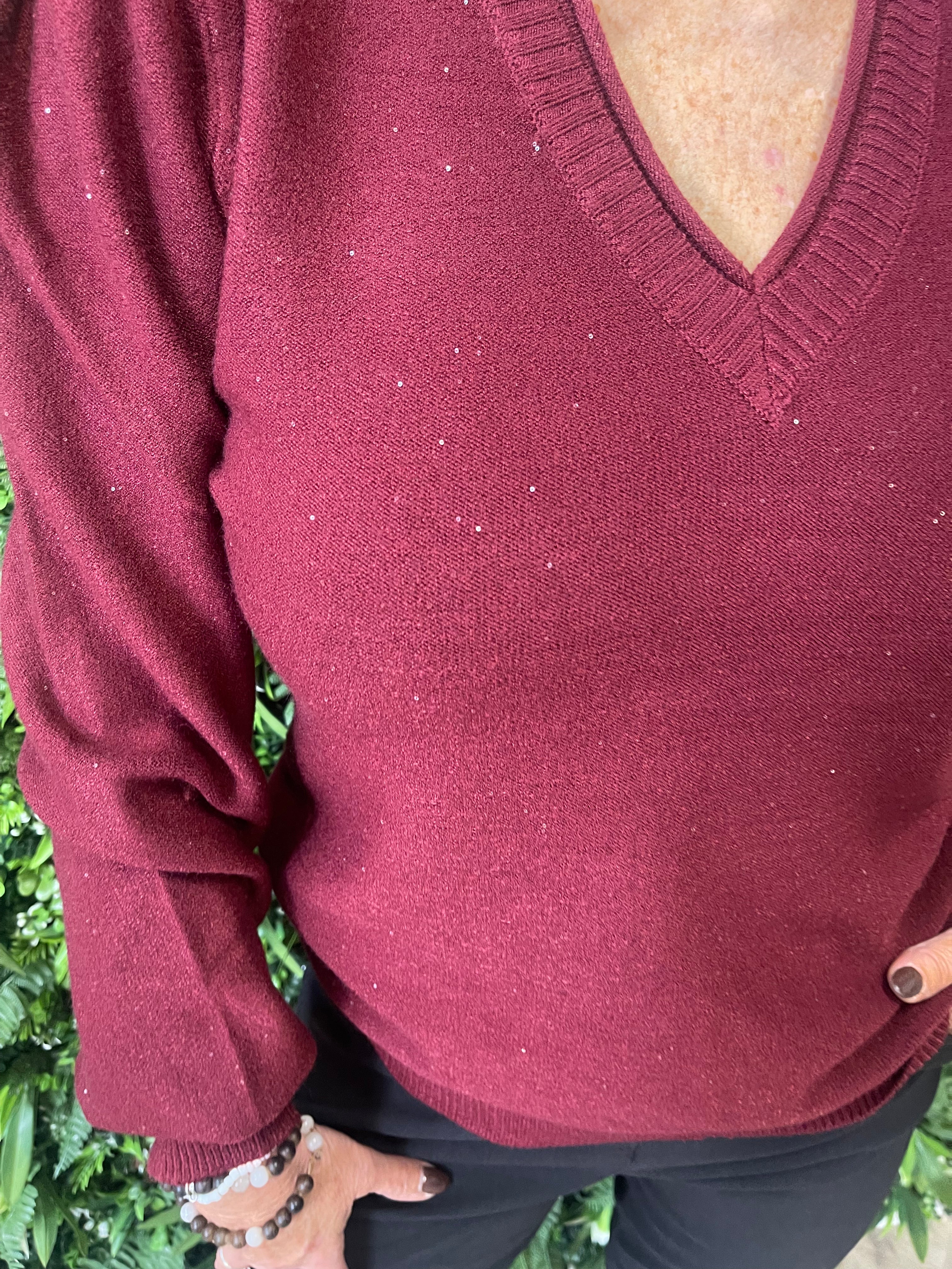 Trui v-hals met glitters bordeaux