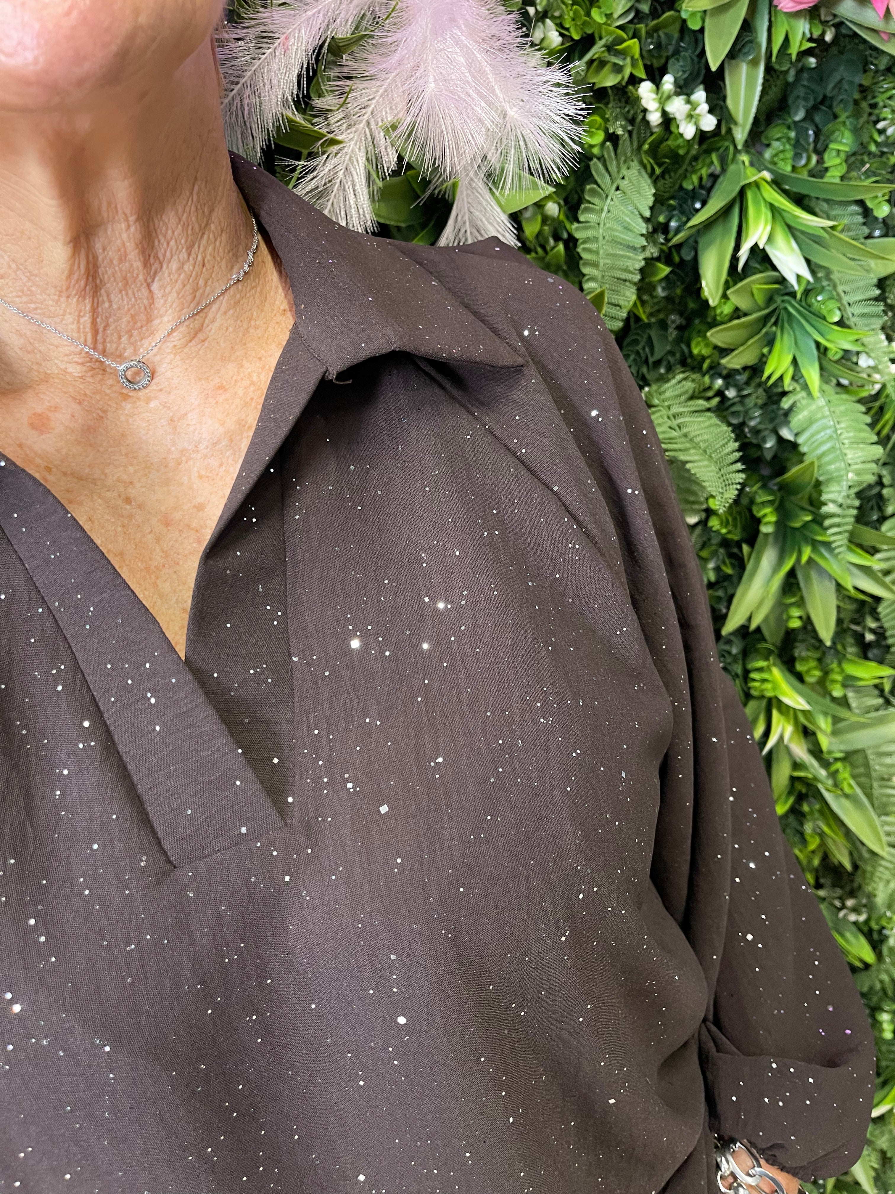 Top lange mouwen glitter v-hals met kraag donkerbruin