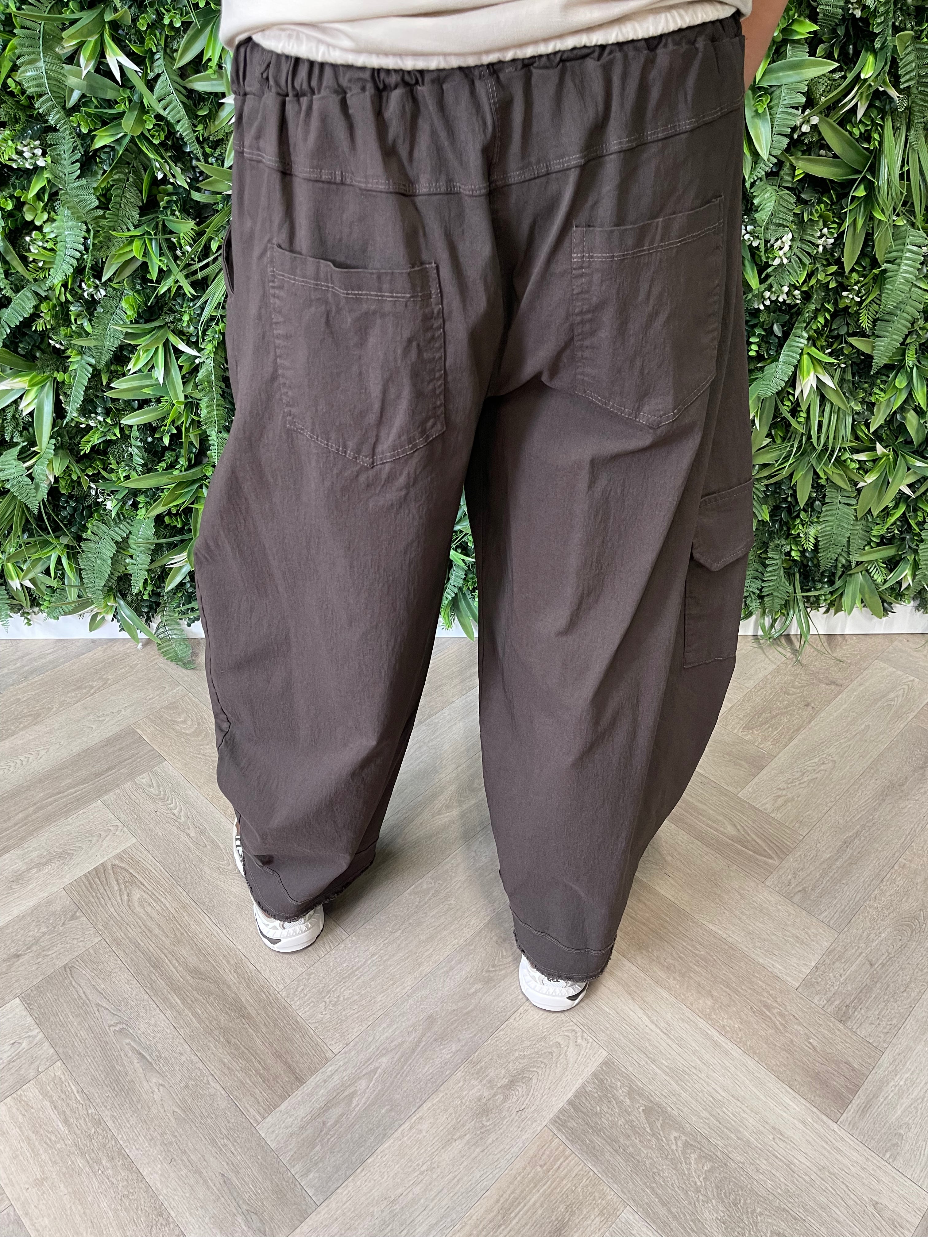 Cargo stretchbroek donkerbruin