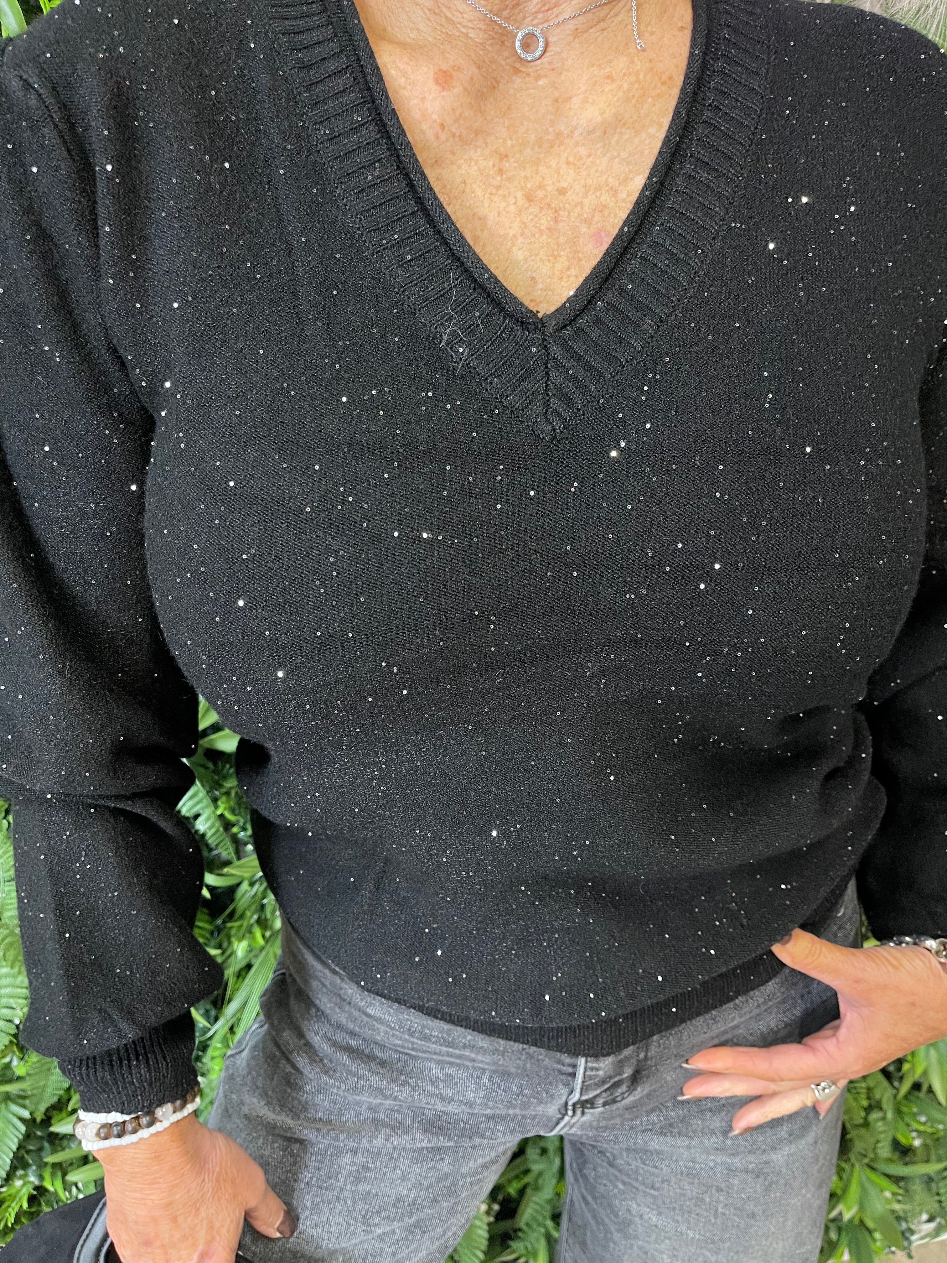 Trui v-hals met glitters zwart