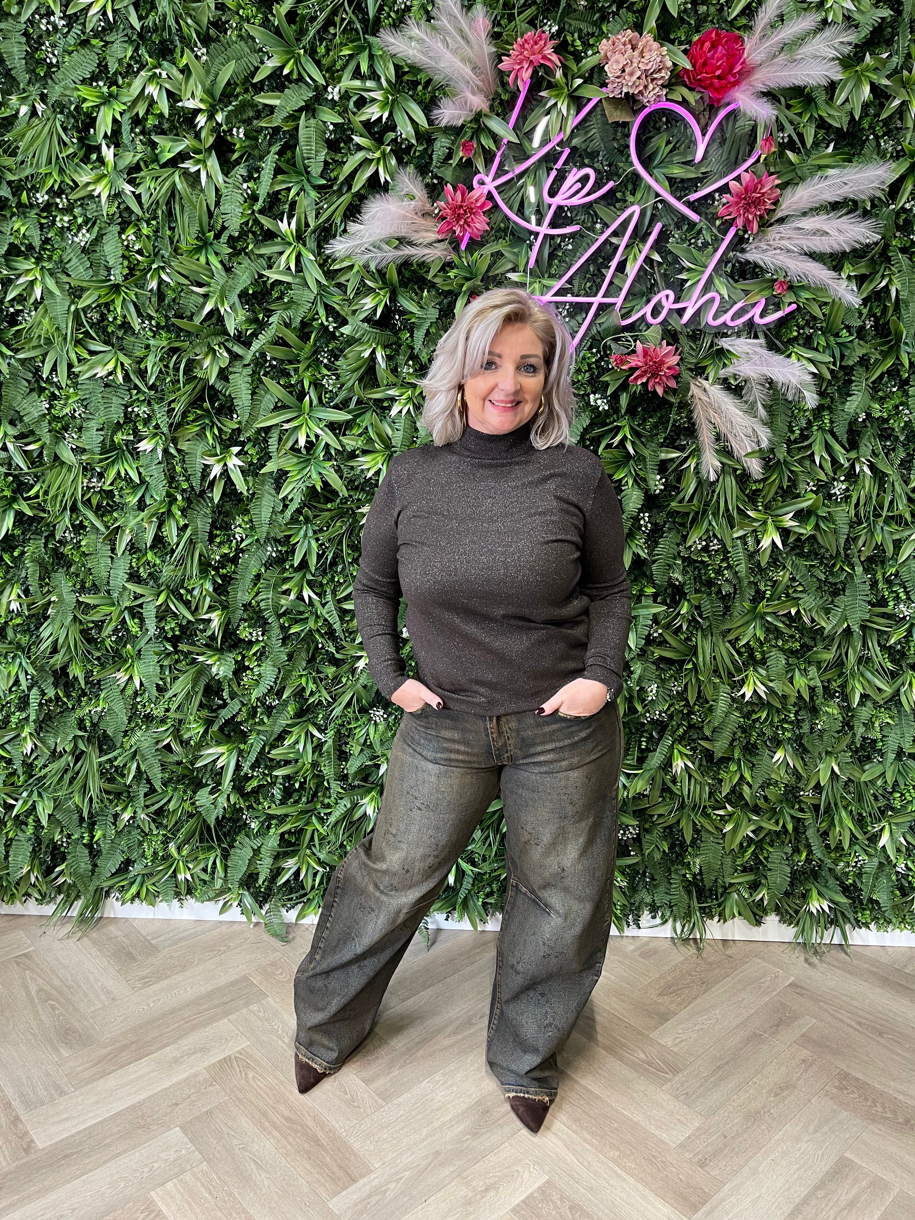 Glitter top turtle neck donkerbruin