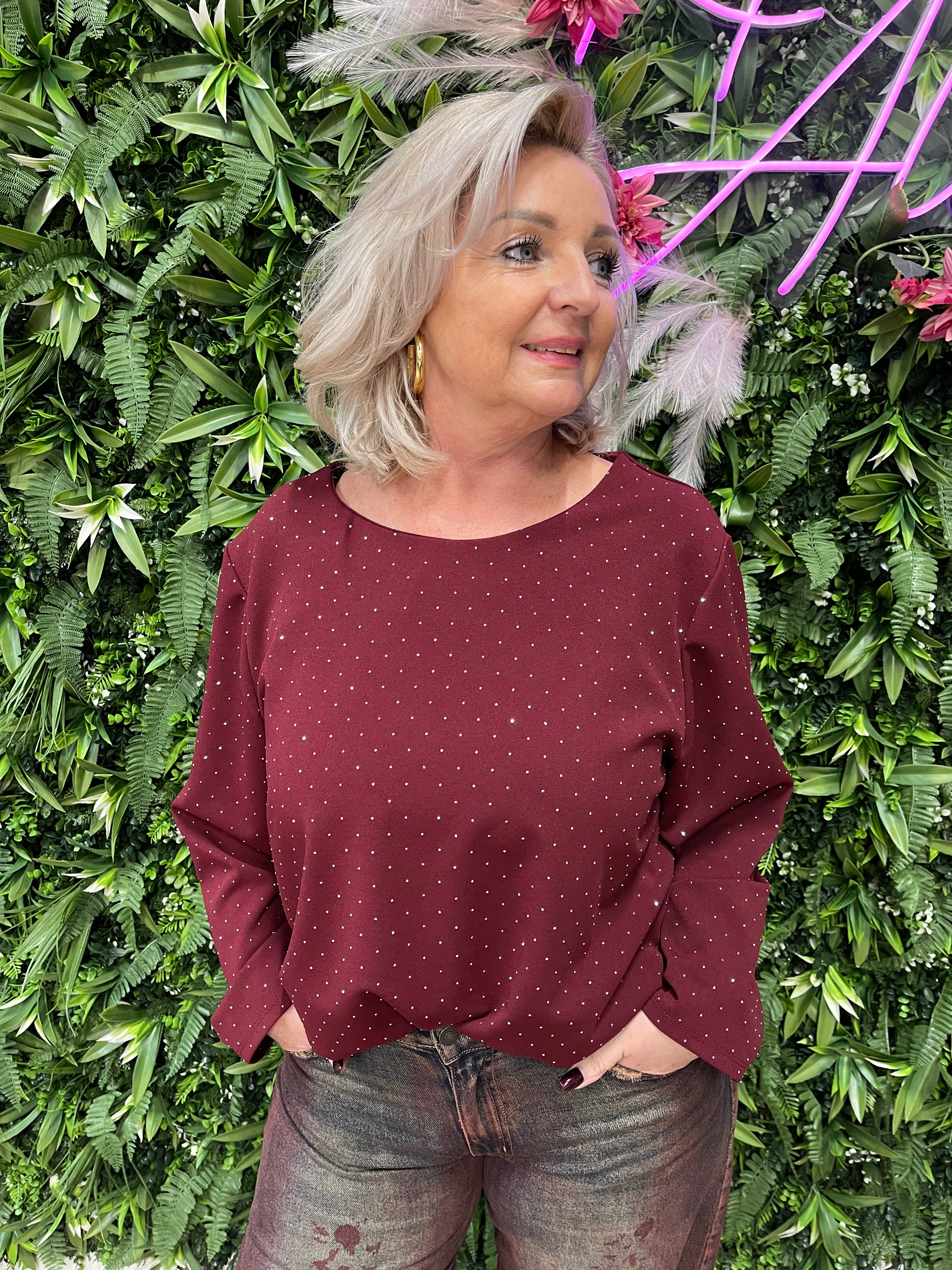 Top met strass steentjes bordeaux