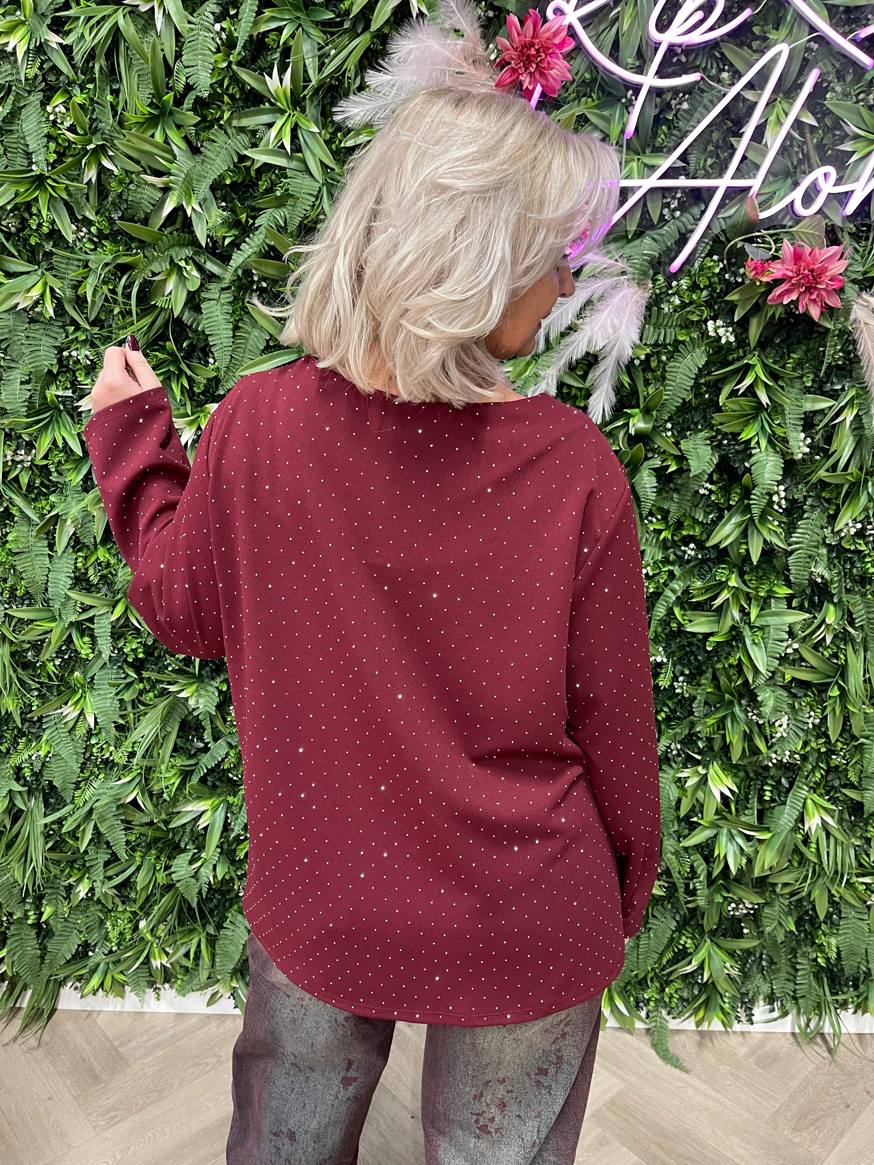 Top met strass steentjes bordeaux