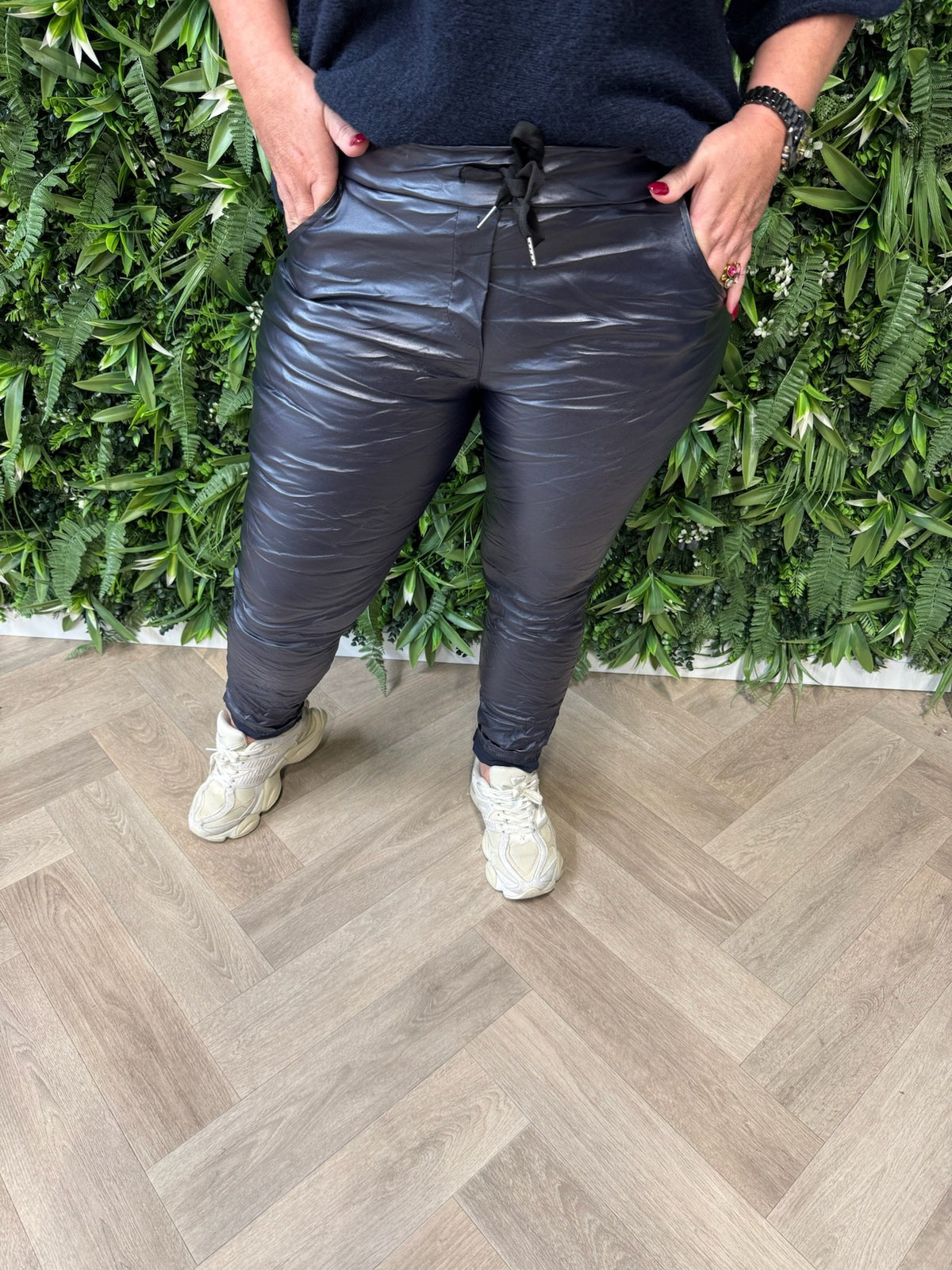 Stretchbroek leatherlook marineblauw