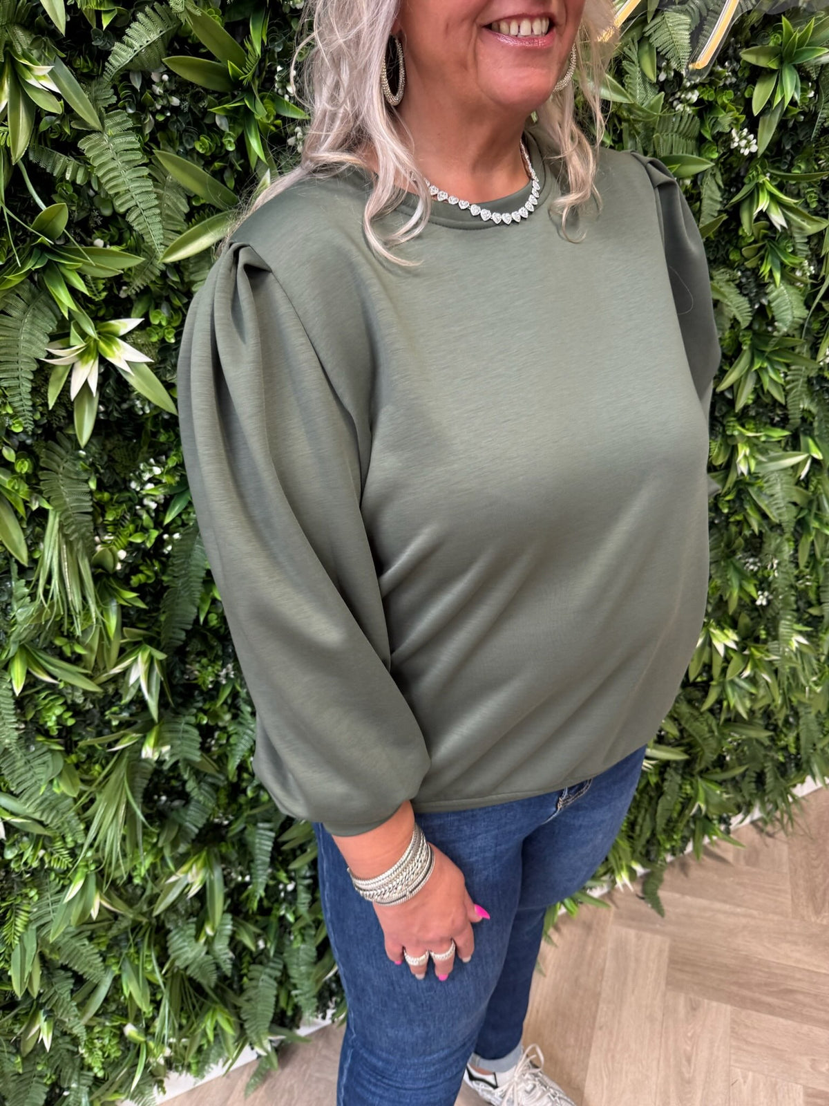Sweater lange pofmouwen uni olijfgroen