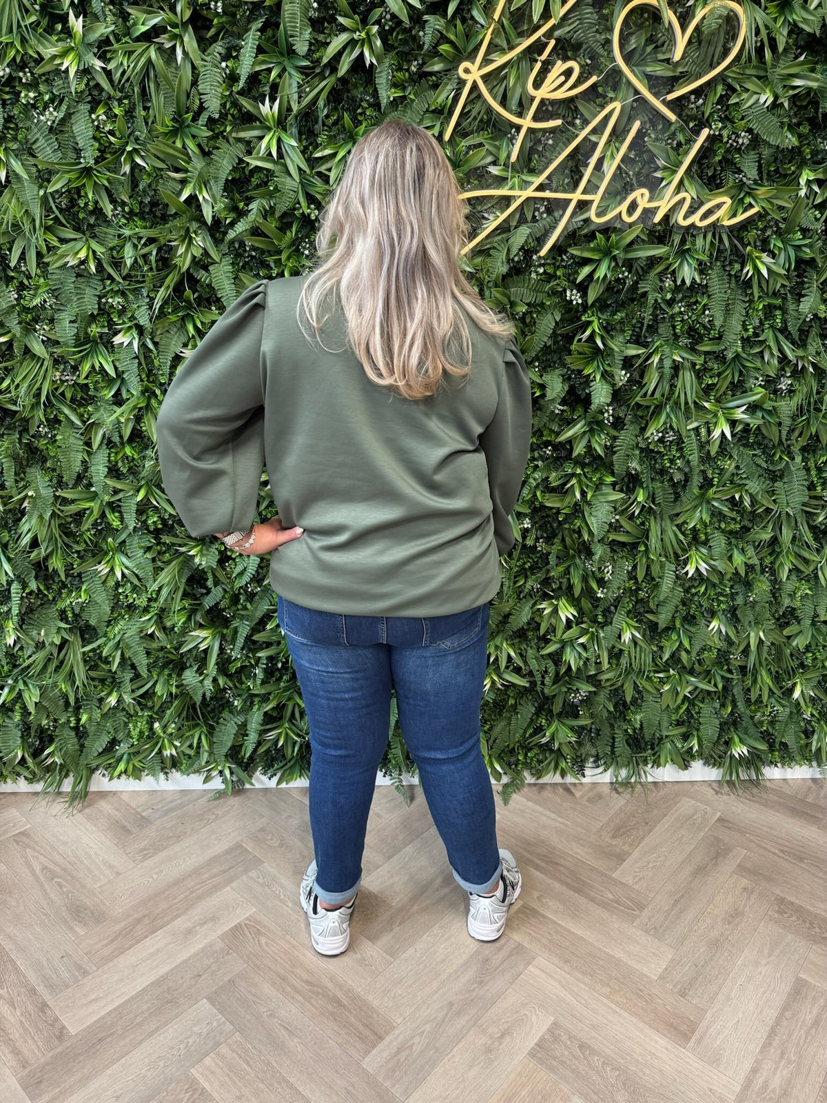 Sweater lange pofmouwen uni olijfgroen