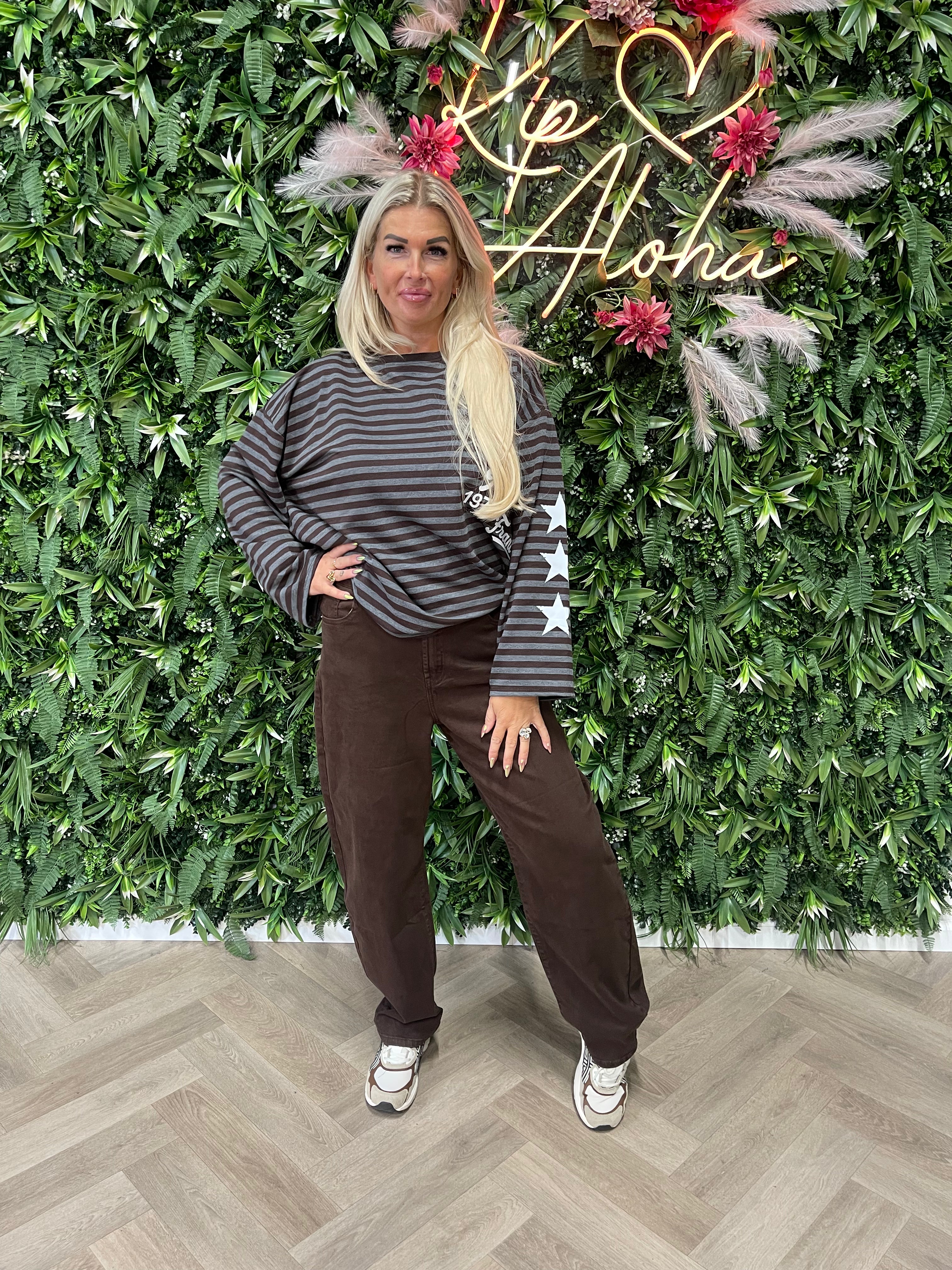 Norfy Barrel fit jeans donkerbruin