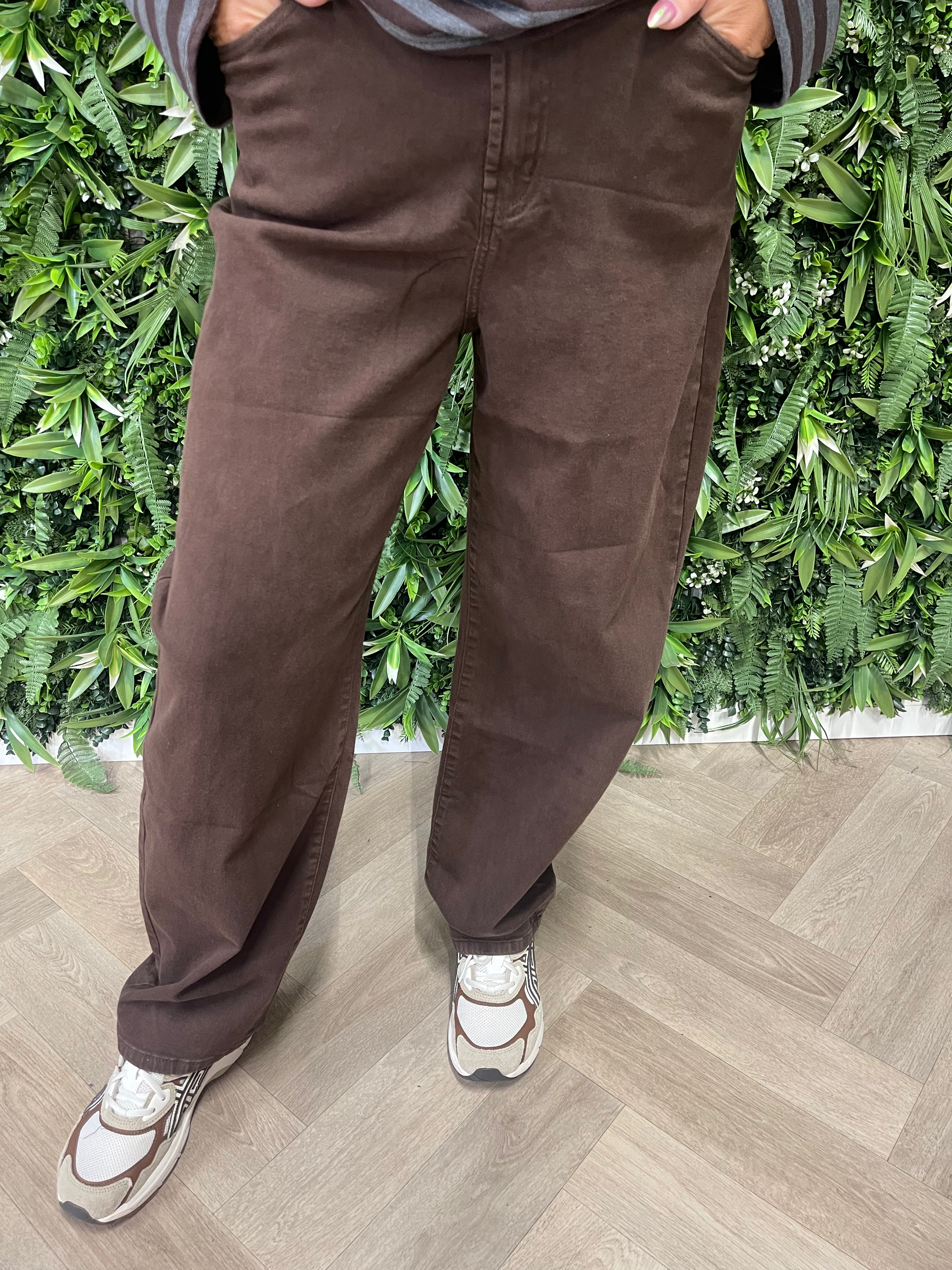 Norfy Barrel fit jeans donkerbruin