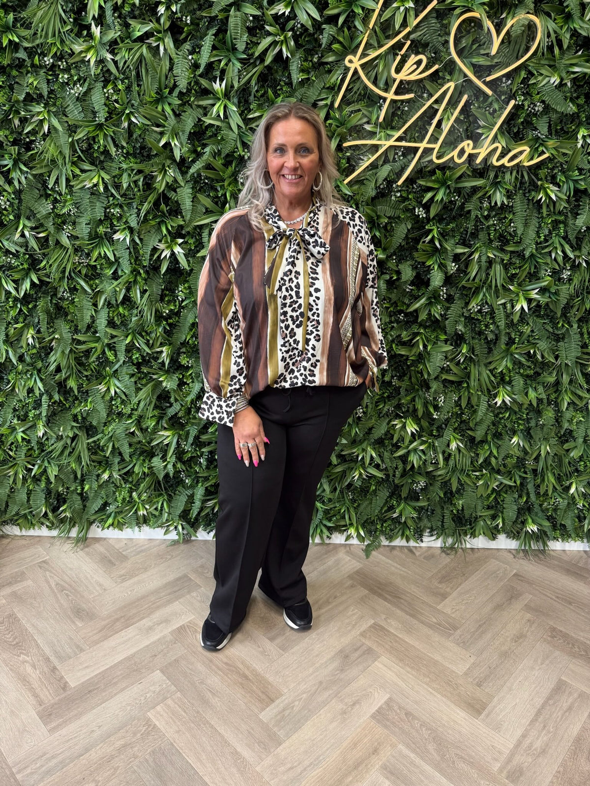 Blouse strik met strepen en panterprint donkerbruin