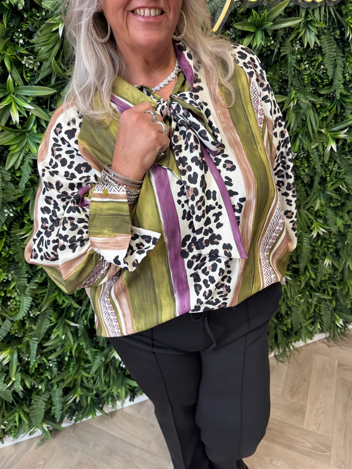 Blouse strik met strepen en panterprint lime