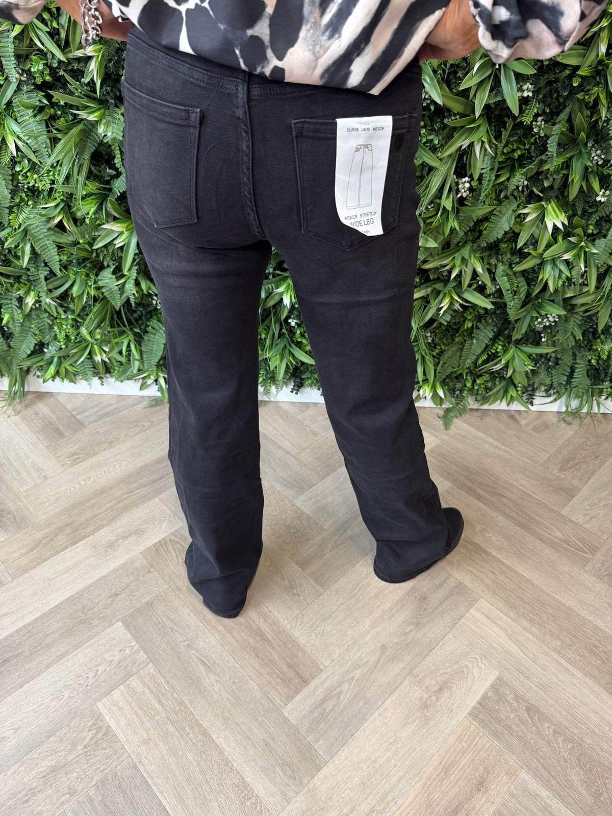 Norfy power stretch wide leg jeans zwart