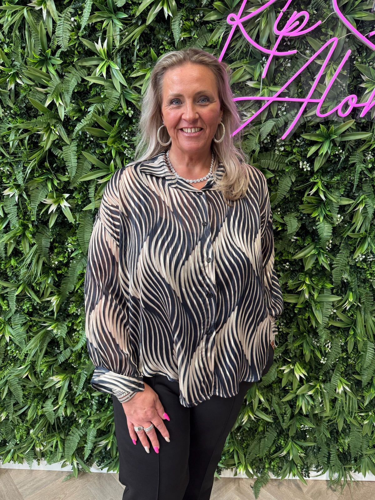 Blouse lines zwart