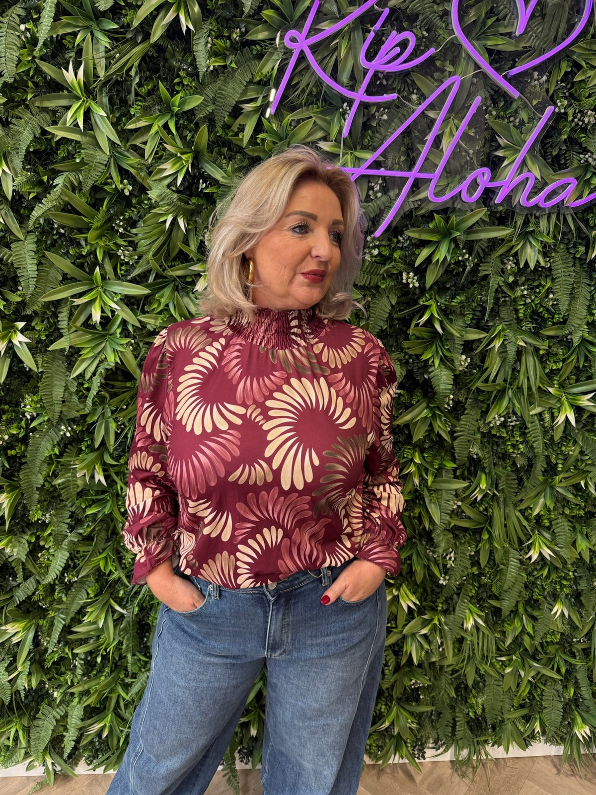 Top smock kraag bladeren print bordeaux