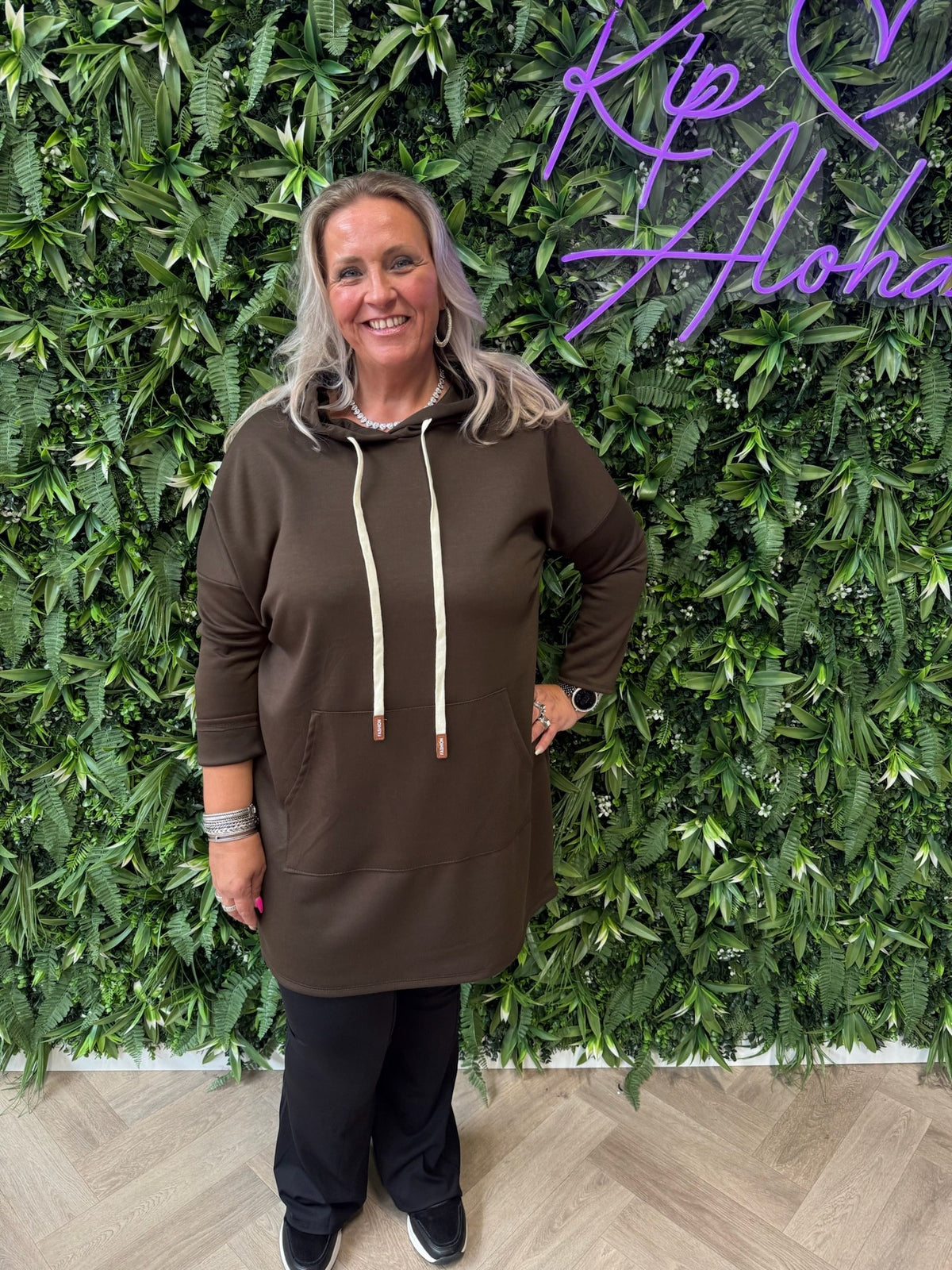 Sweaterdress met capuchon uni donkerbruin