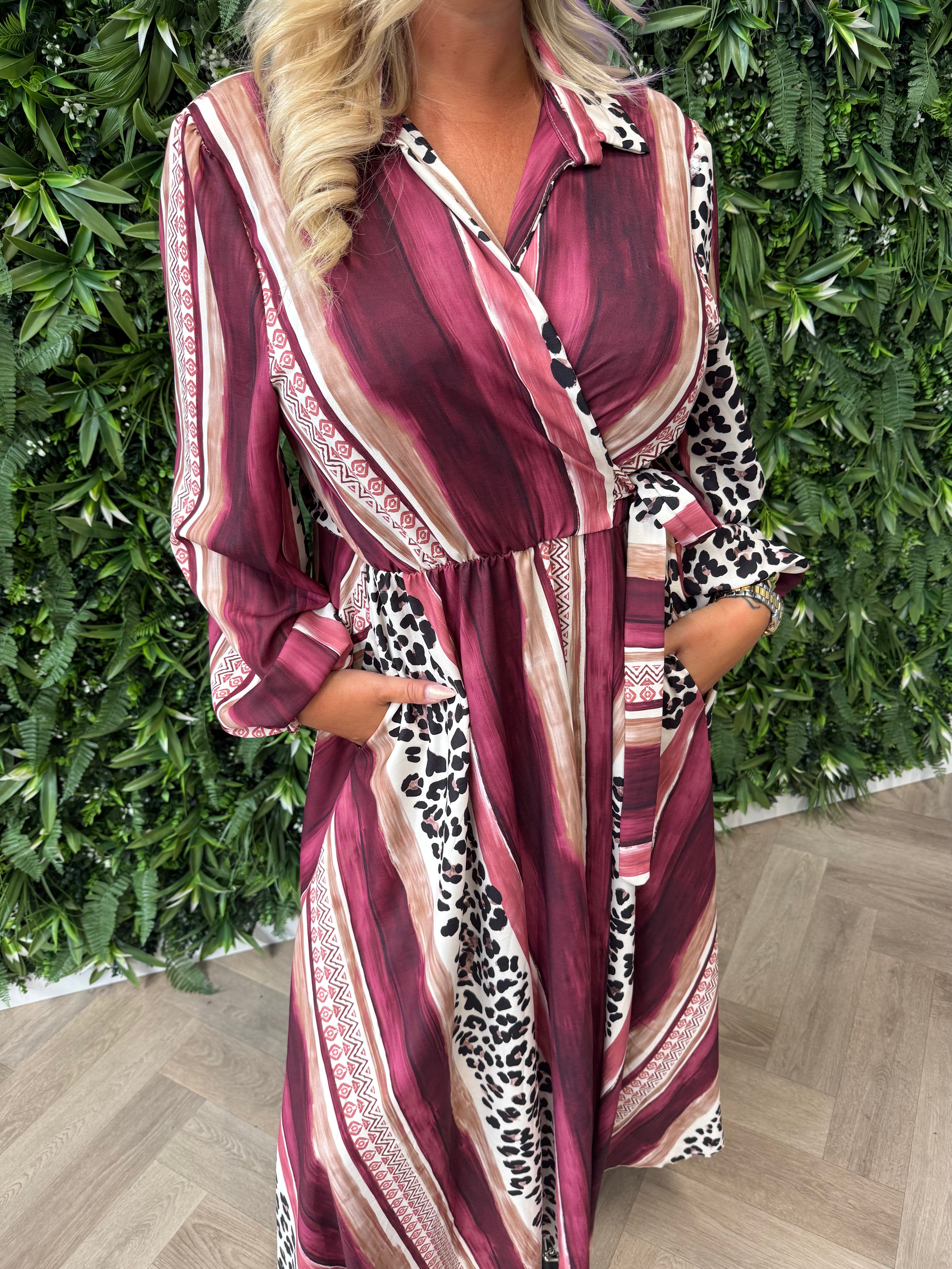 Lange overslag jurk panter bordeaux