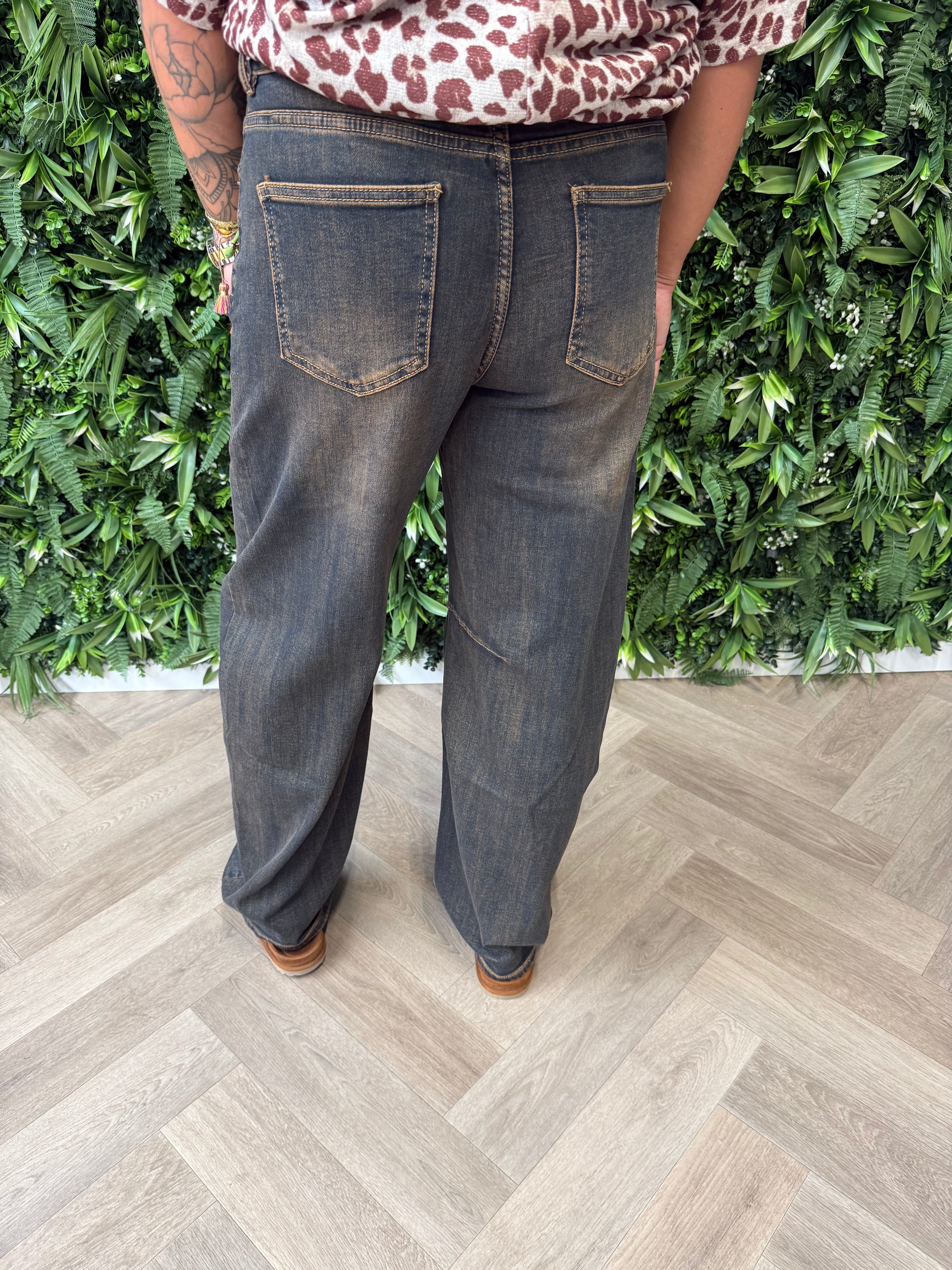 Jewelly ballon jeans met washing donkerblauw