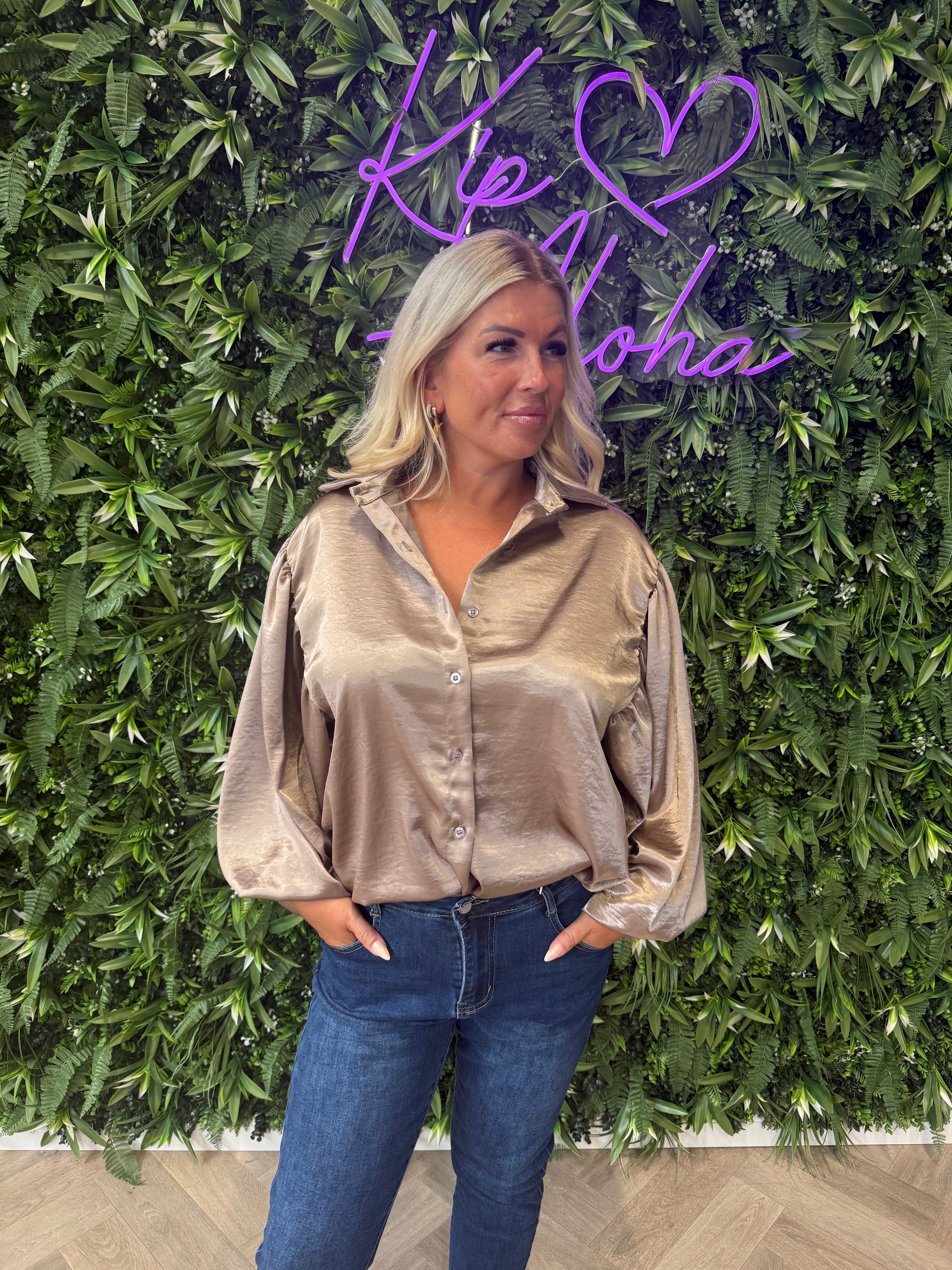 Silky blouse pofmouwen champagne