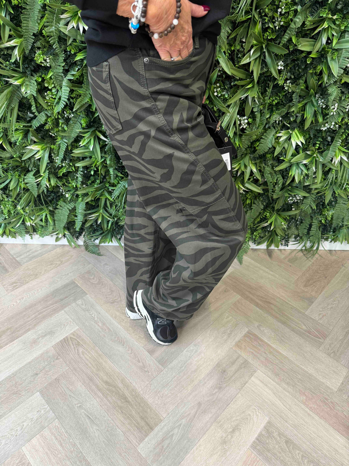 Jewelly zebra print balloon fit legergroen