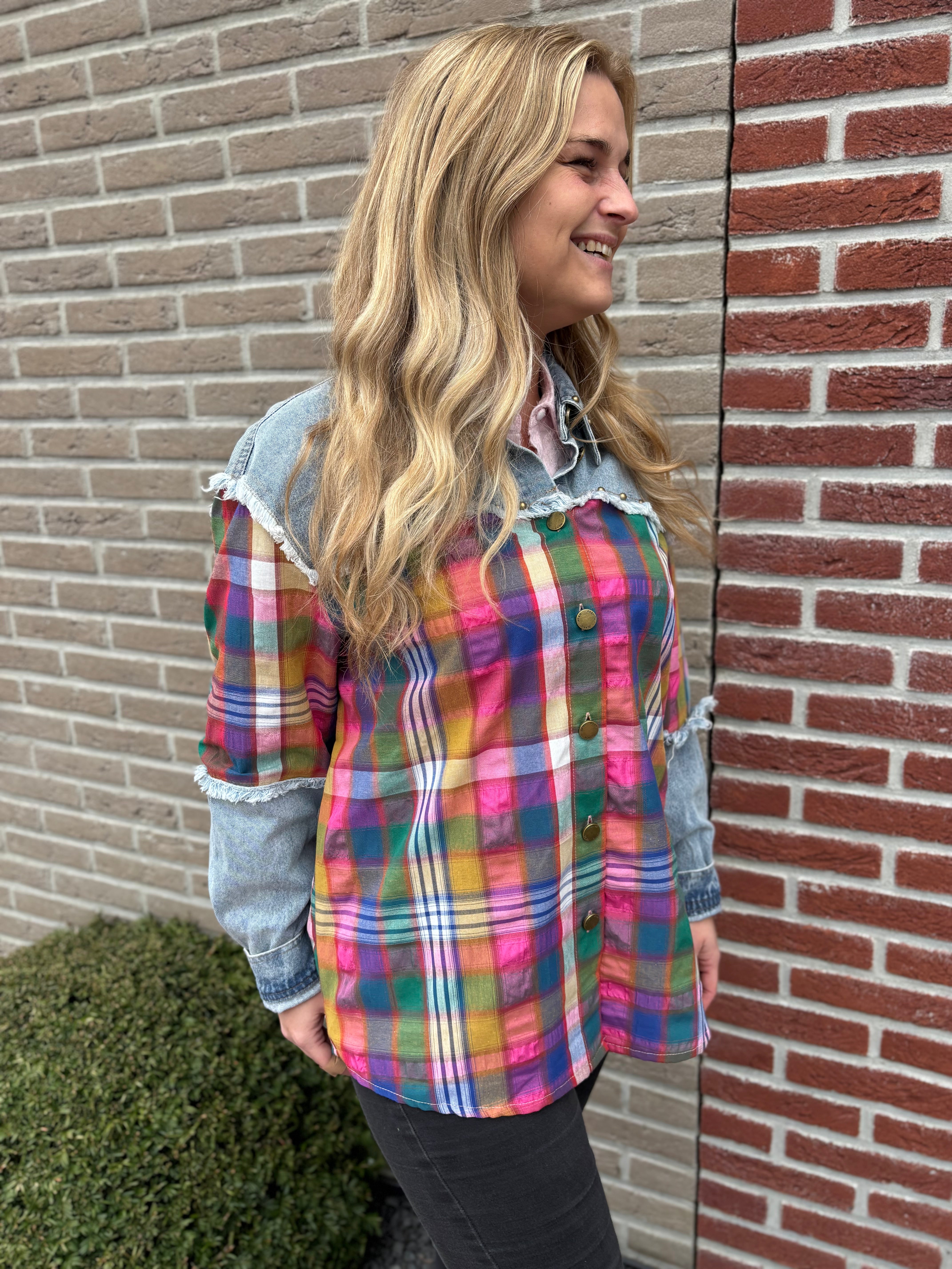 Lange spijkerjas met studs en multicolour roze/geel