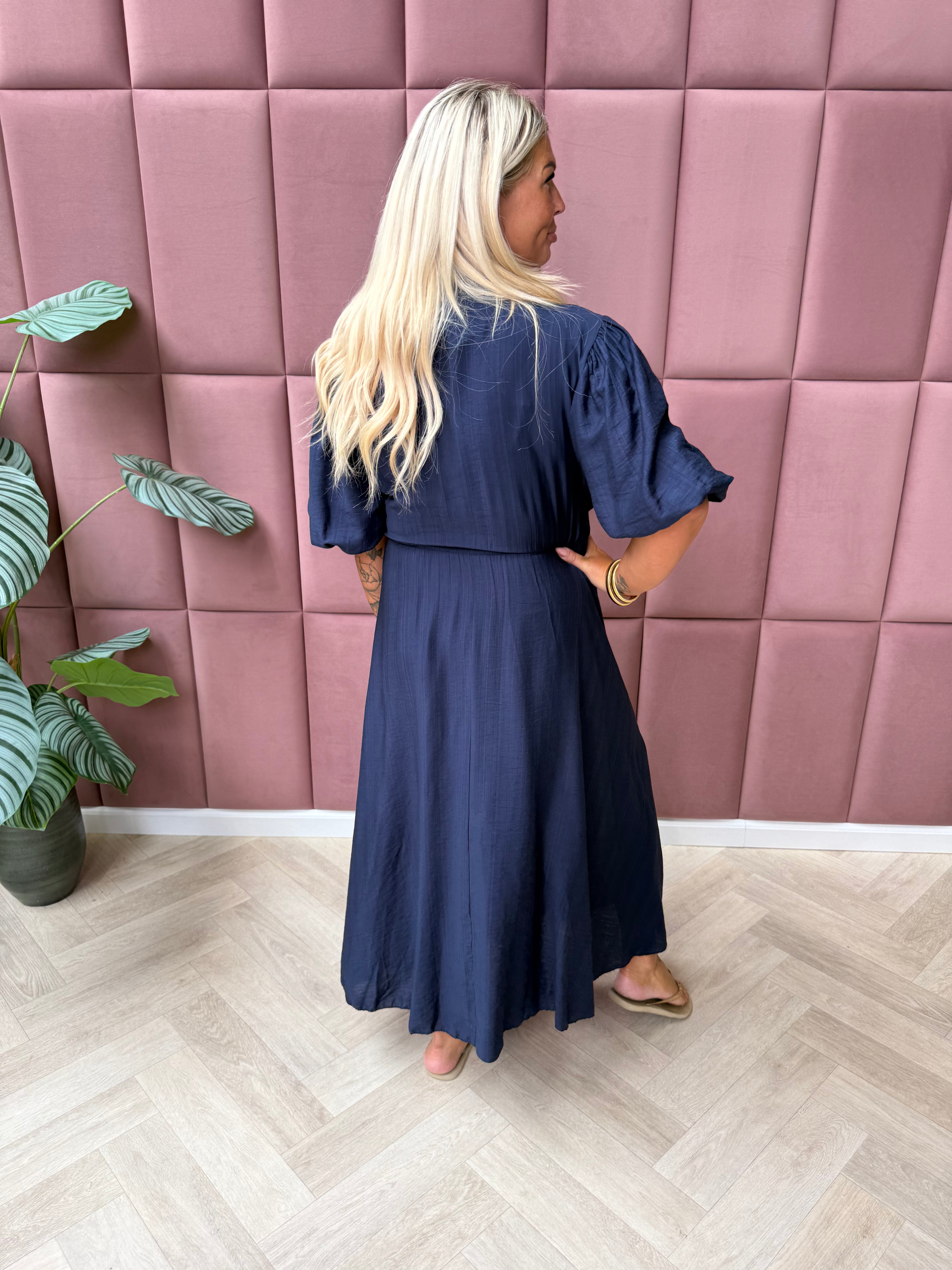 Lange overslag jurk korte pofmouwen marineblauw