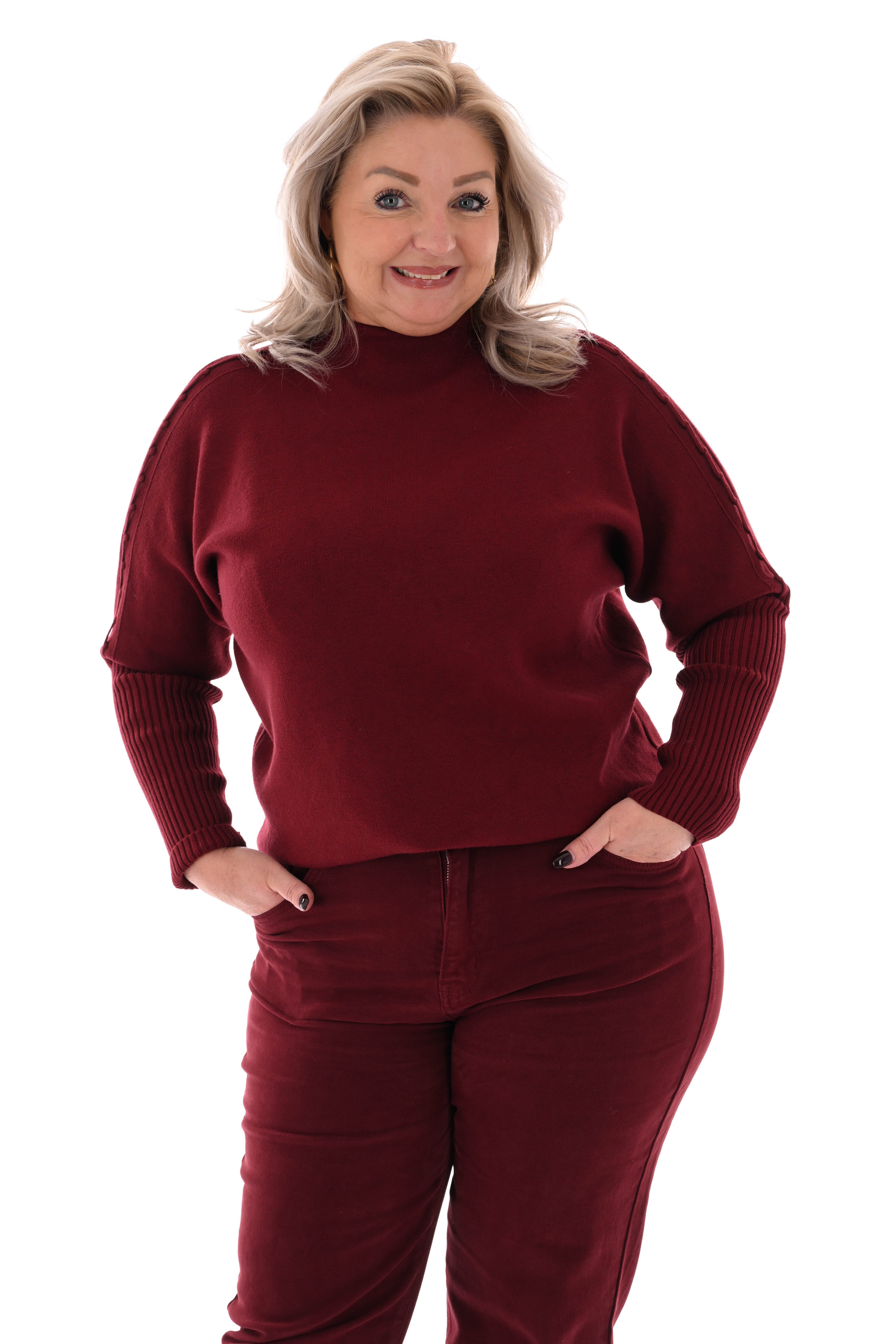 Top turtle neck met schouderdetail bordeaux