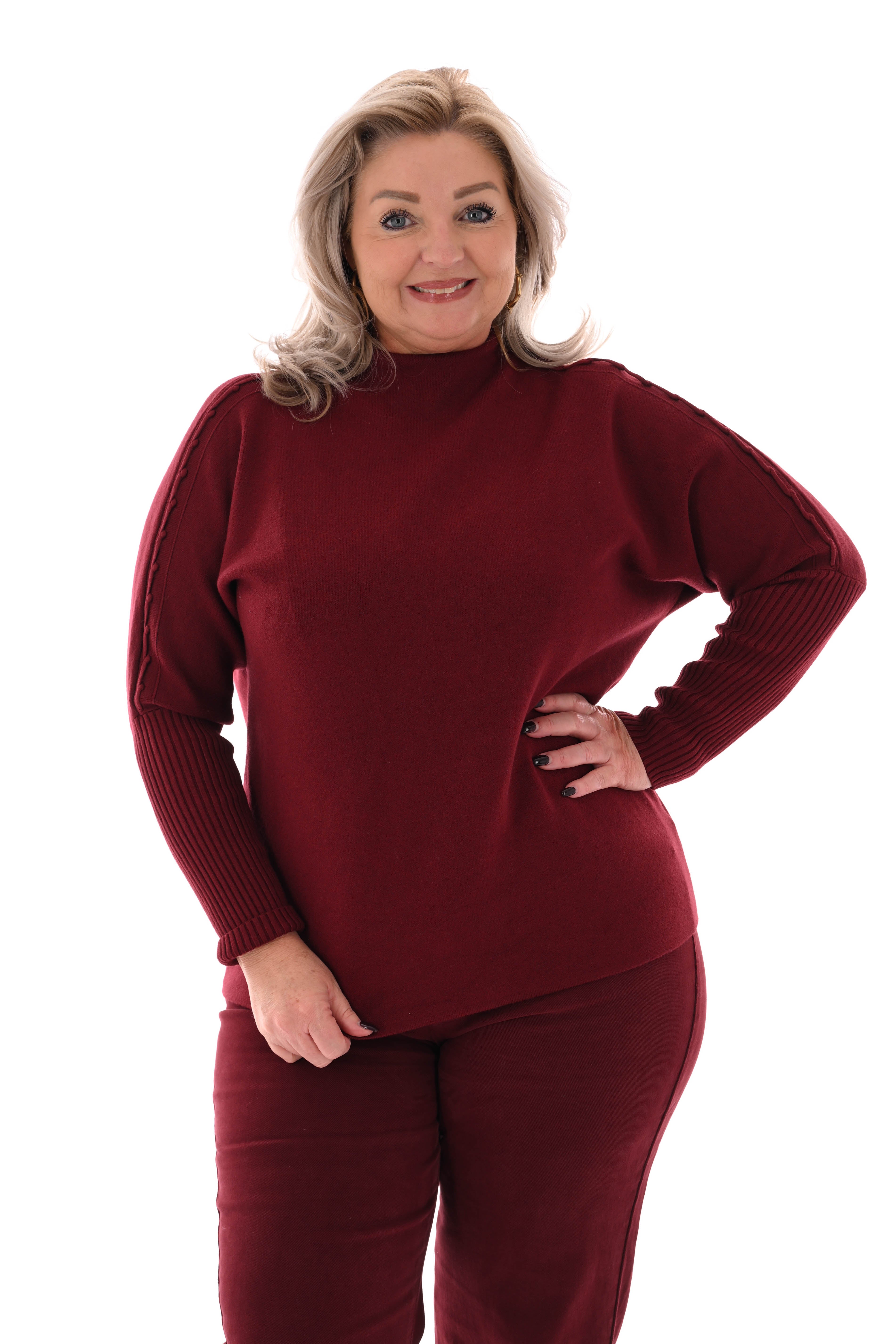 Top turtle neck met schouderdetail bordeaux