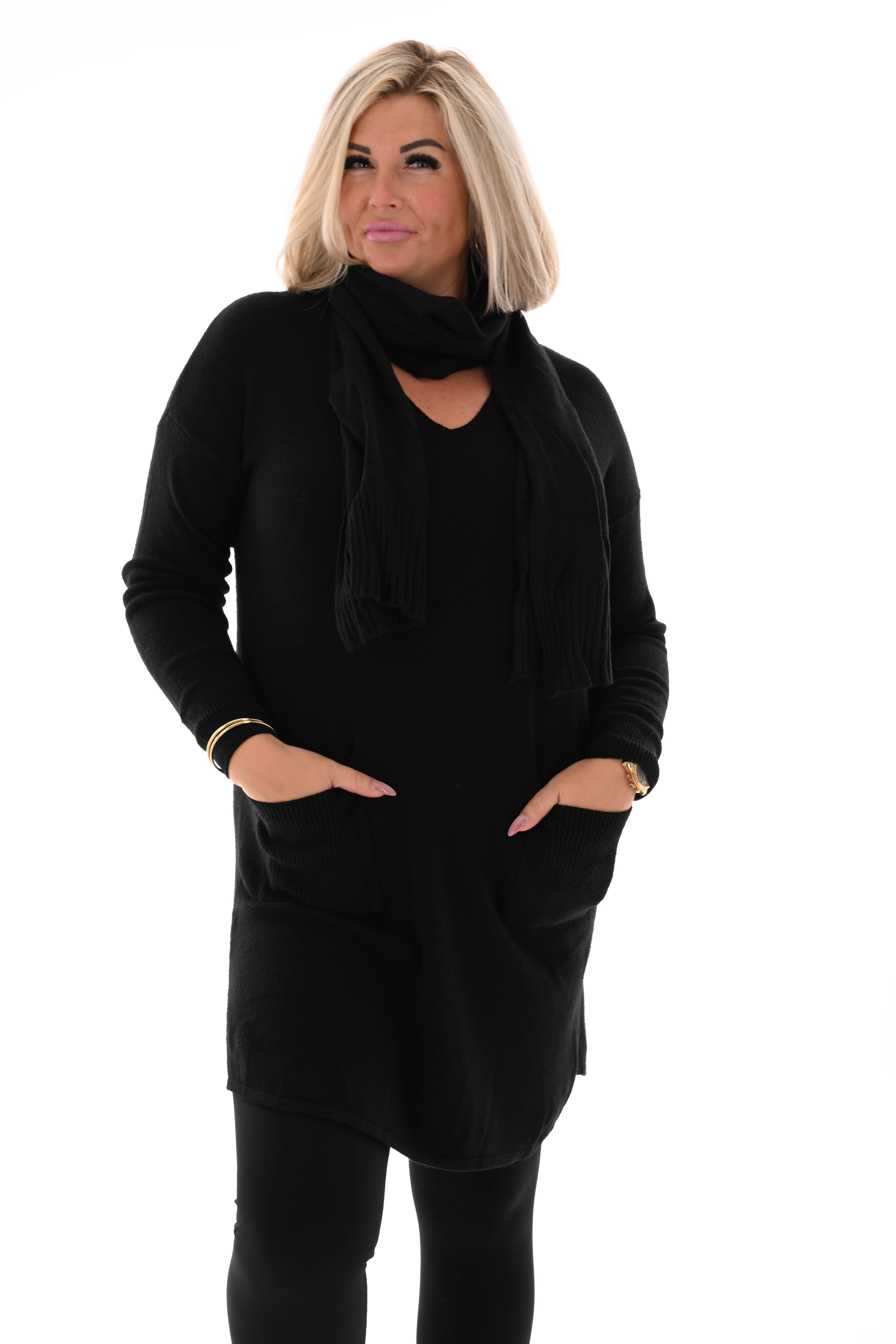 Tuniek met sjaal zwart