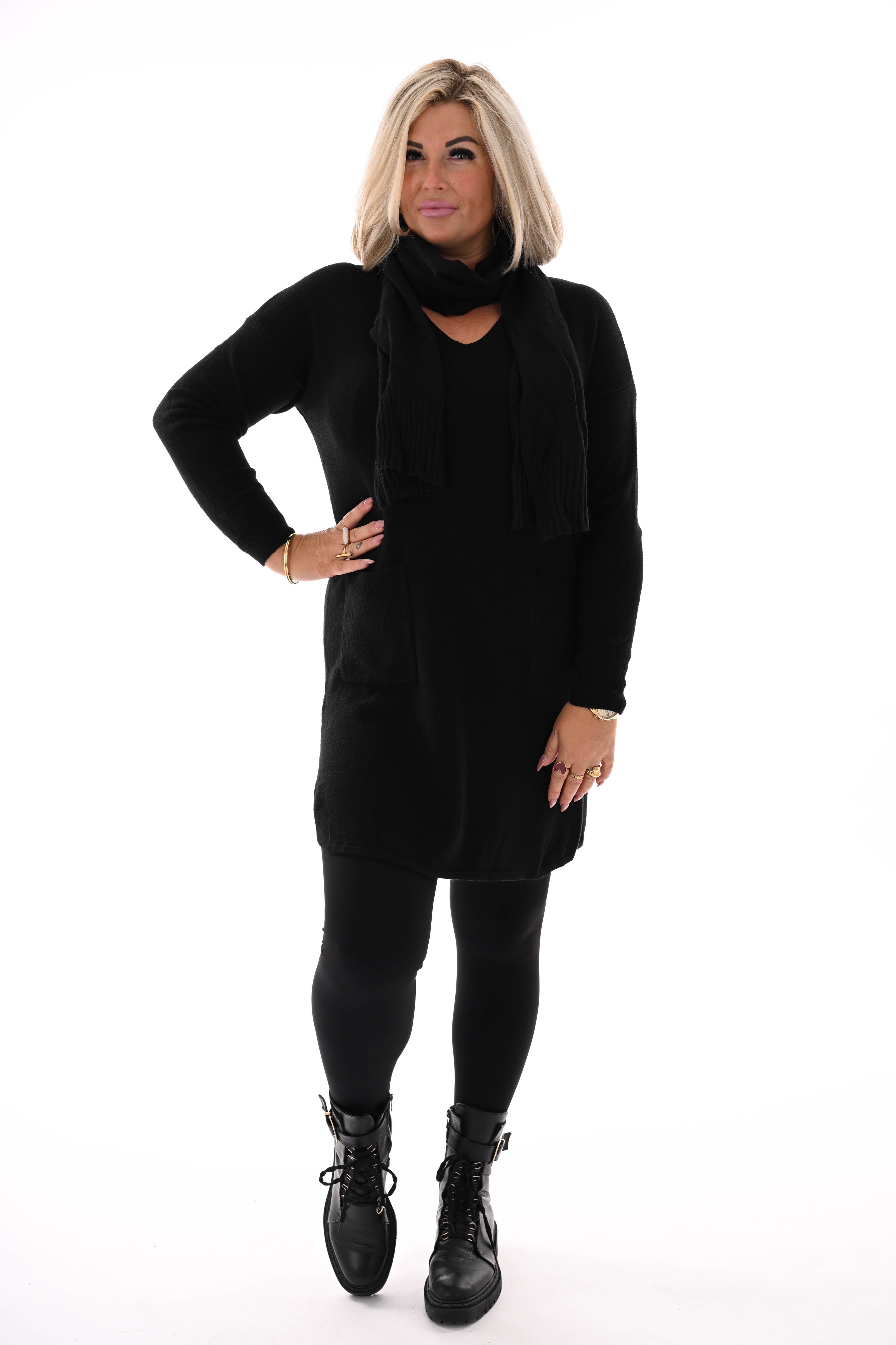 Tuniek met sjaal zwart