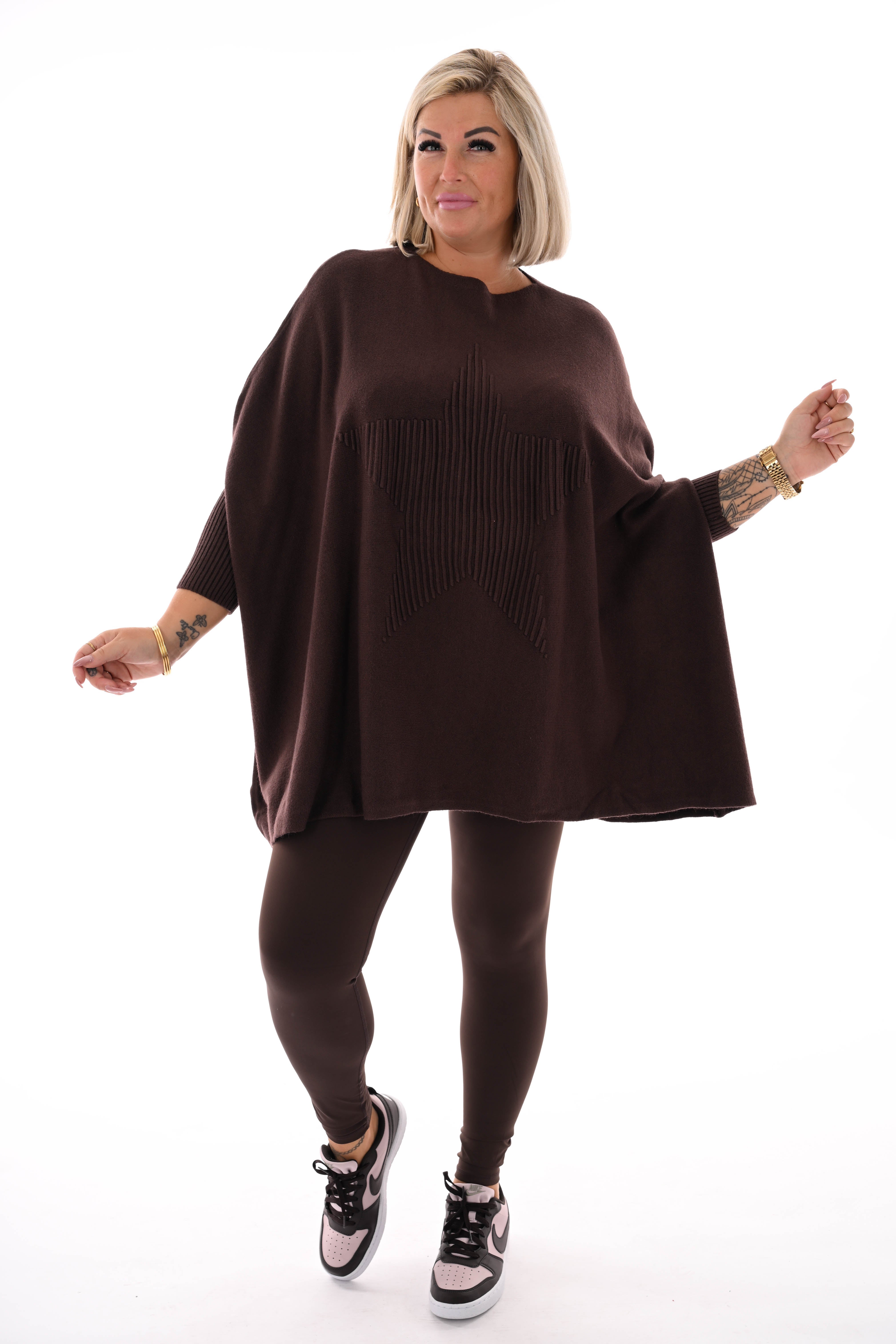 Trui met ster ronde hals donkerbruin