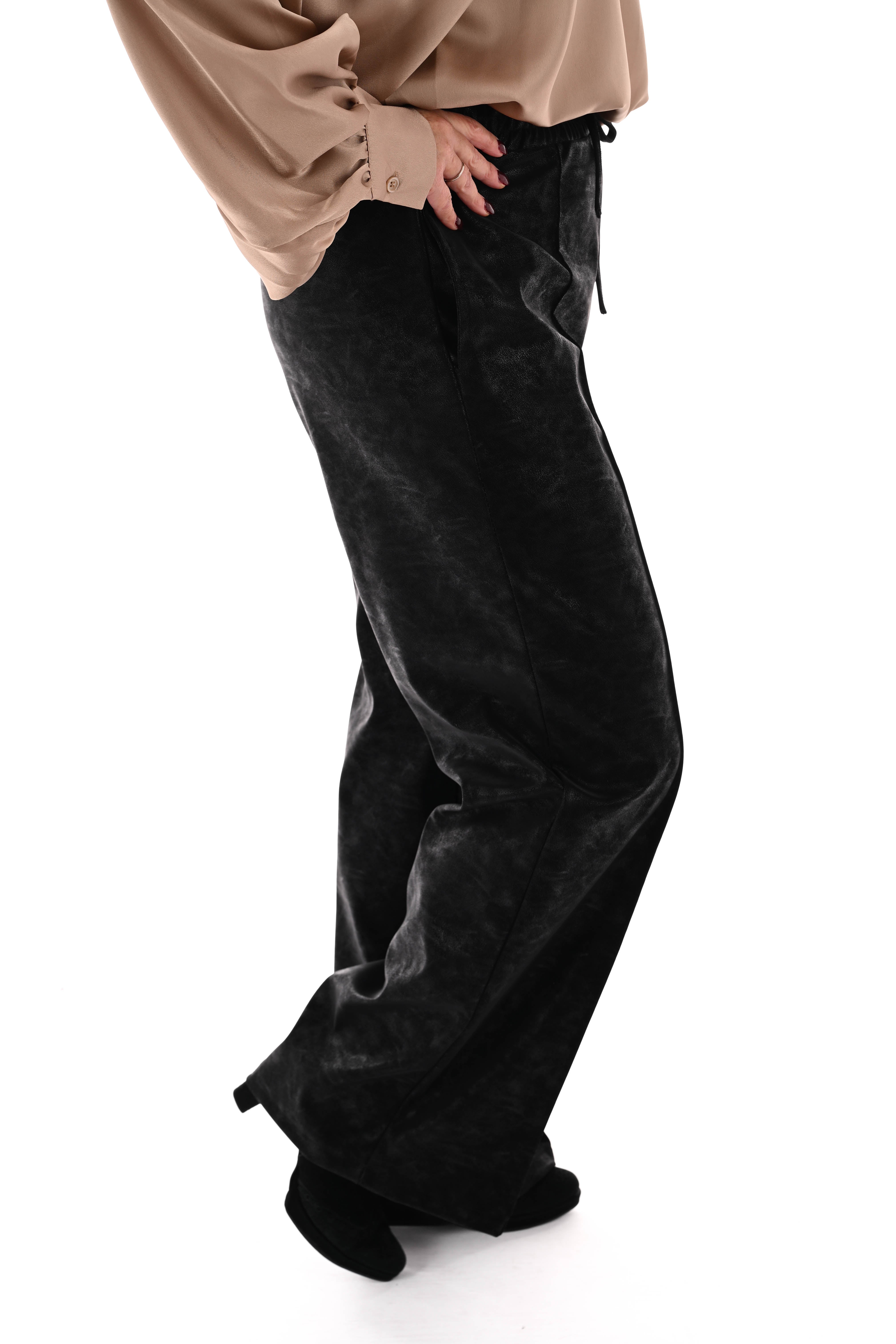 Leatherlook wide leg met elastieken band zwart