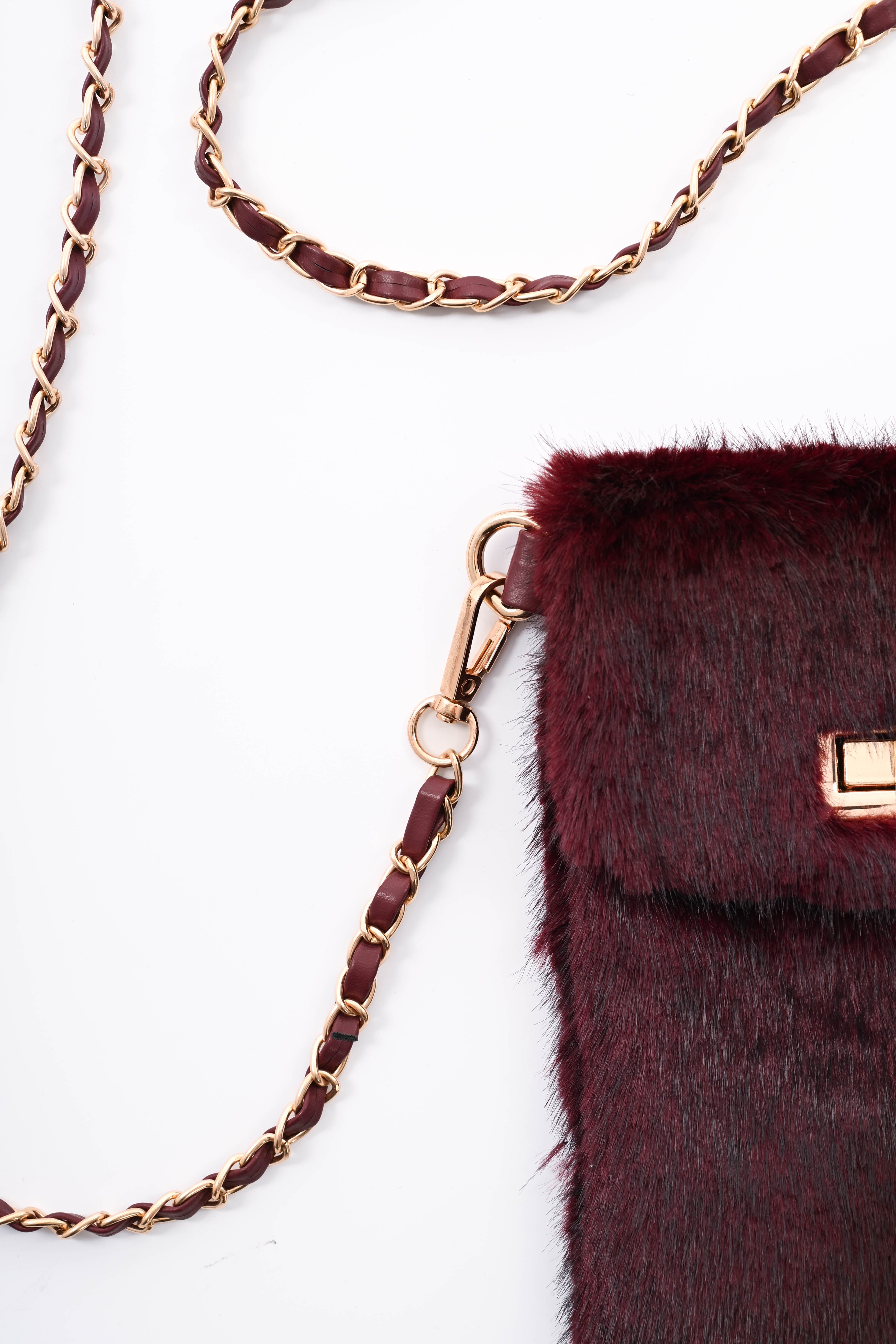 Crossbody faux fur telefoon tasje bordeaux