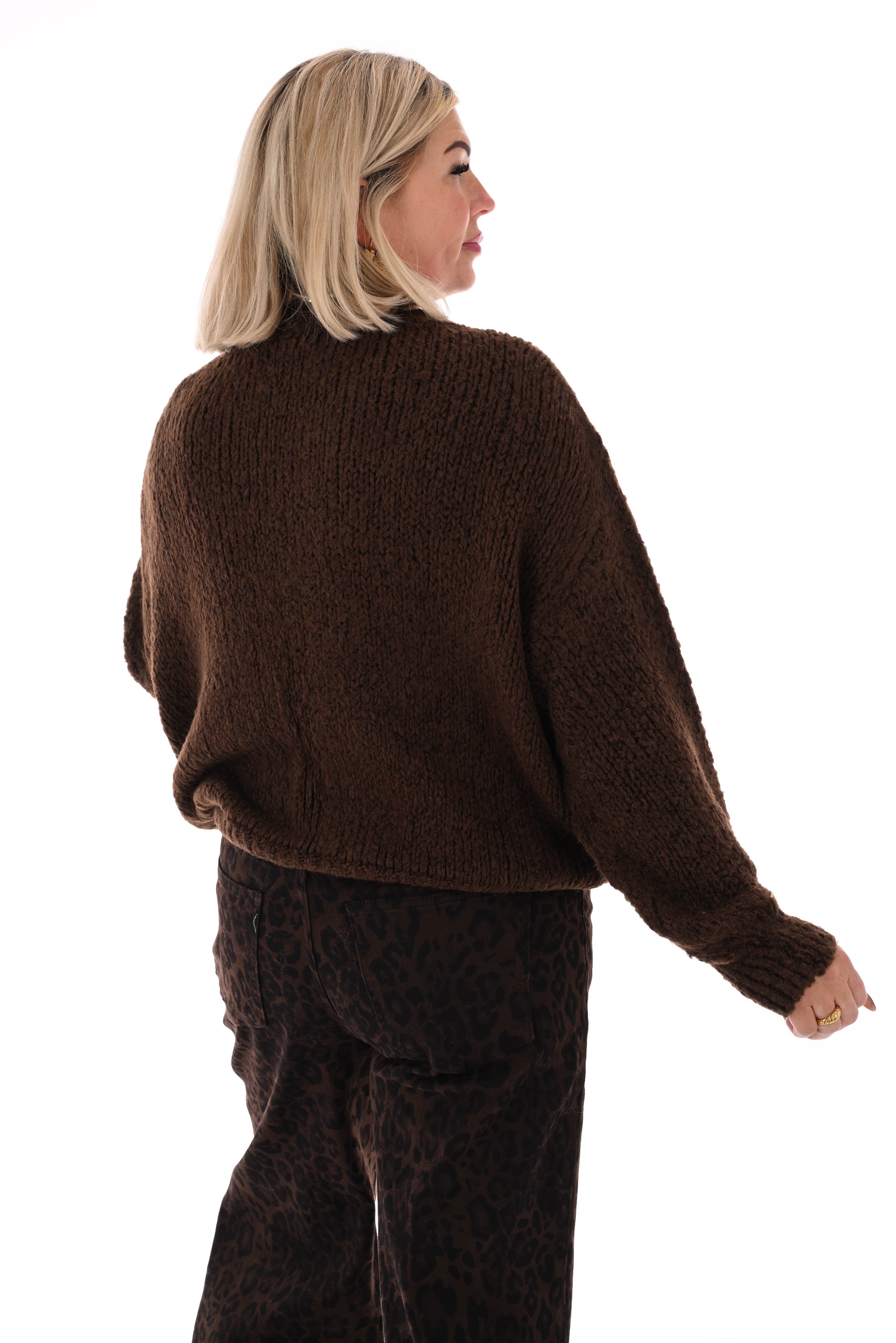 Grof gebreide trui pofmouwen donkerbruin