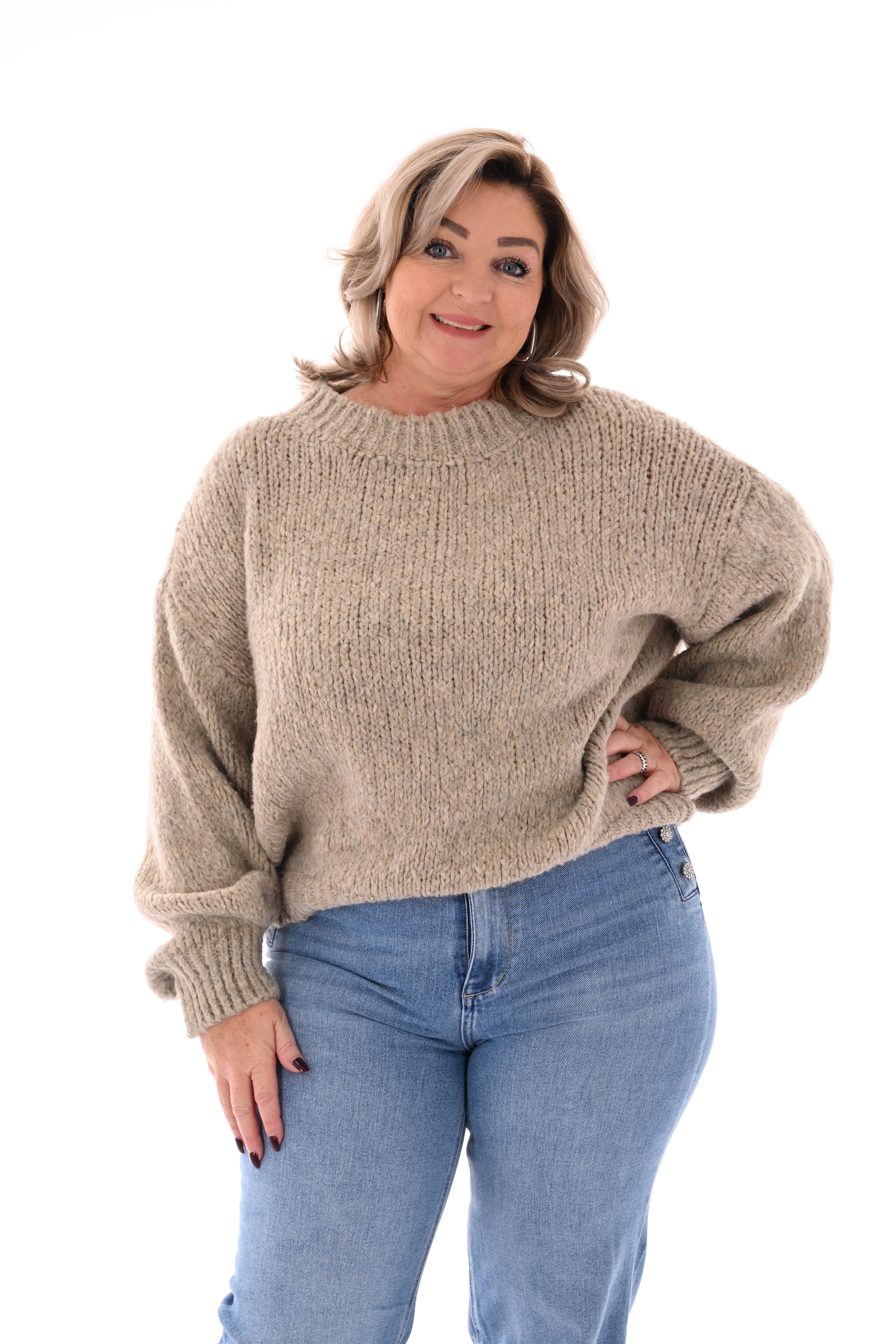 Grof gebreide trui pofmouwen beige