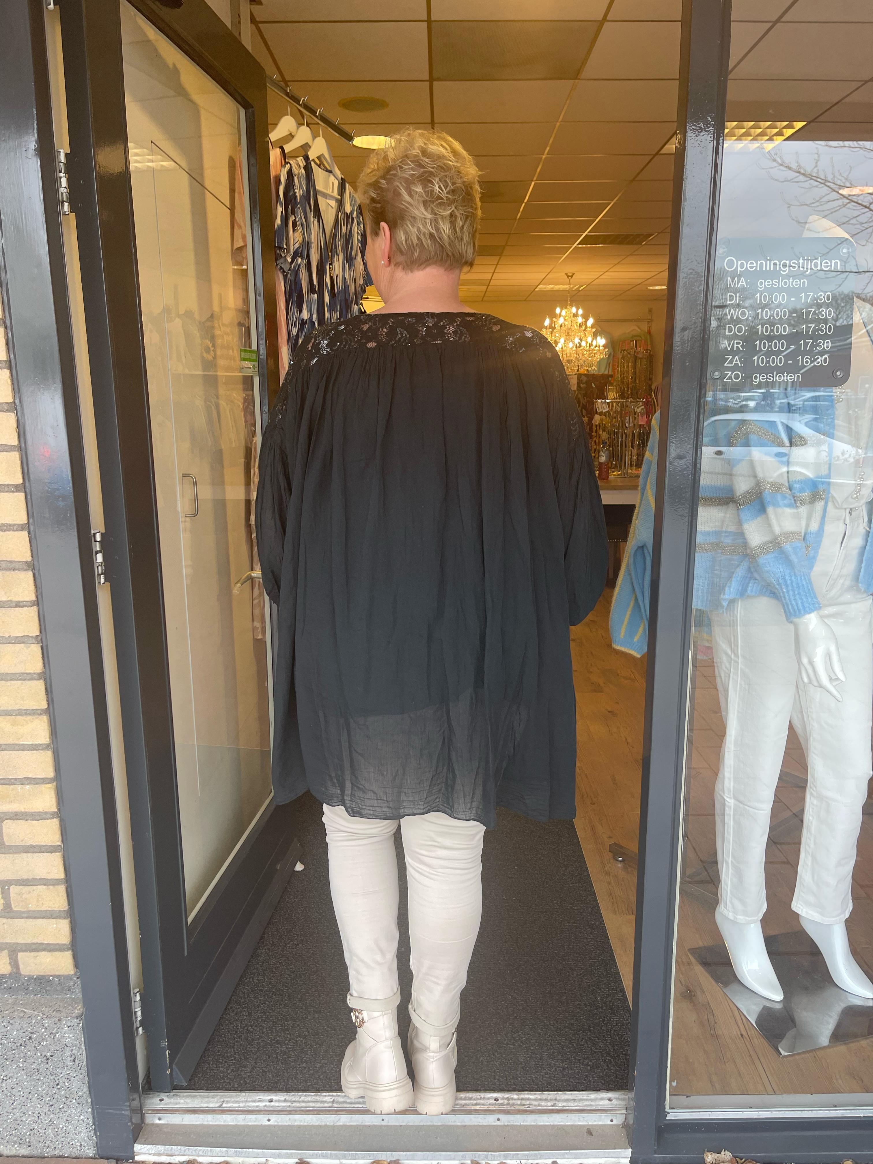 Tuniek met kant en pailletten zwart
