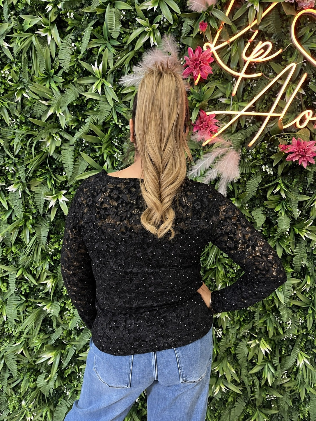 Kanten top met strass zwart