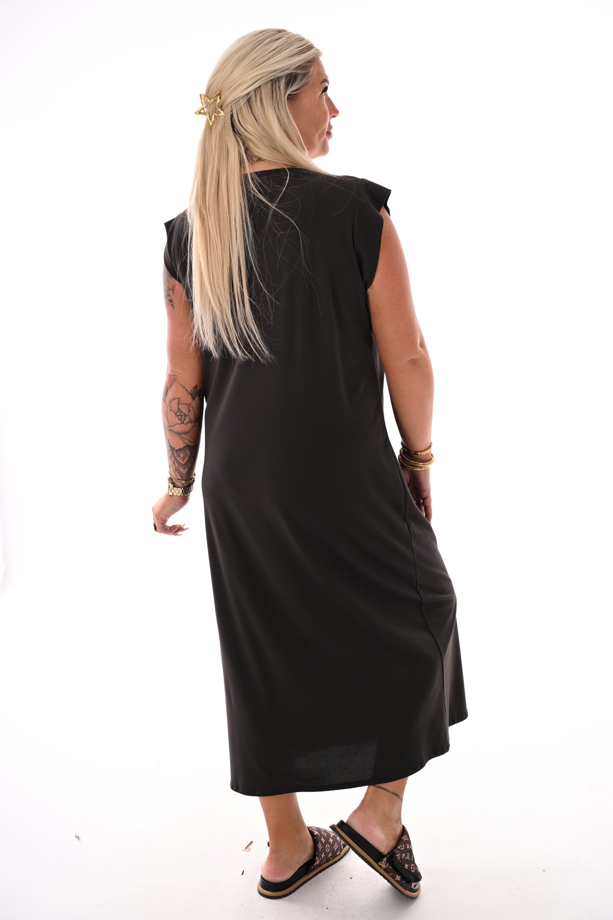 T-shirtdress kapmouwen uni donkerbruin
